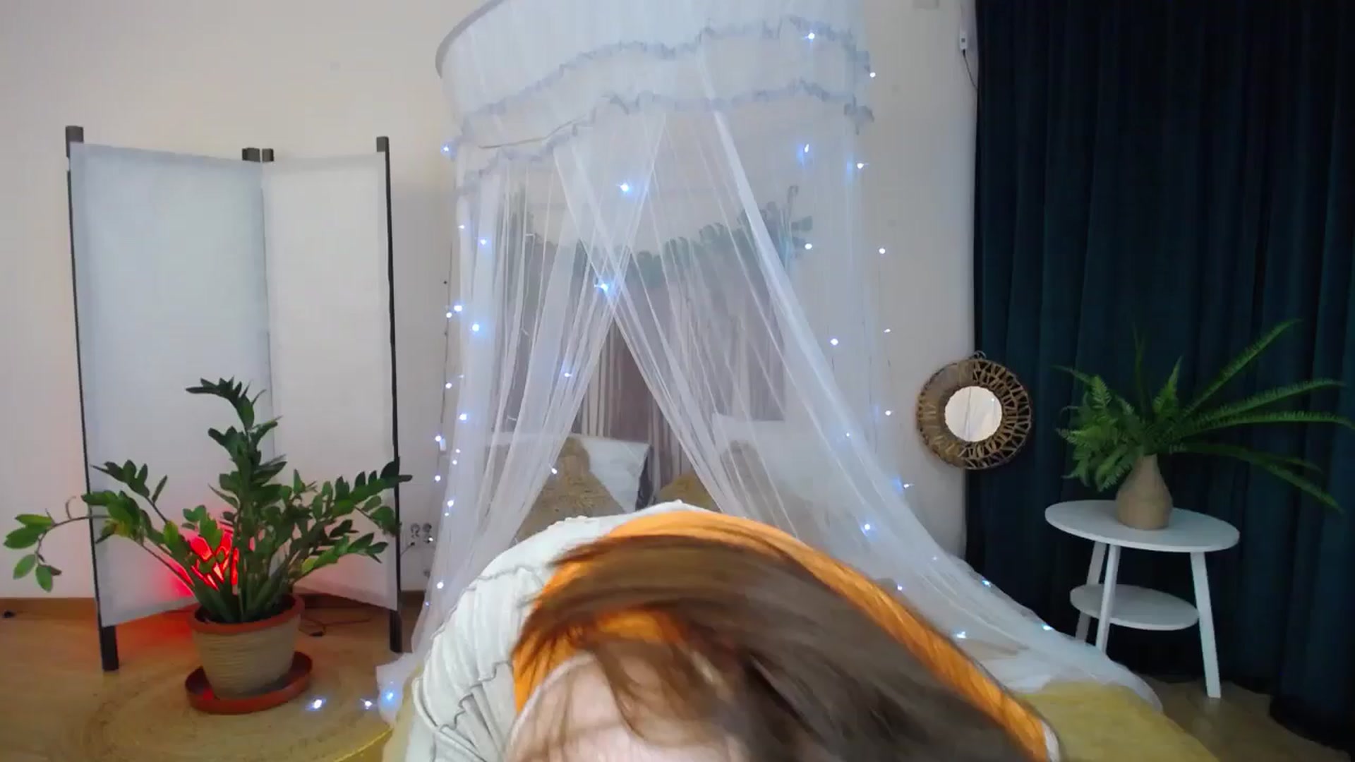 Gallery image thumbnail from AdmireMyEyes's myfreecams stream on, 01/26/2025, 11:36 image 1 of 20