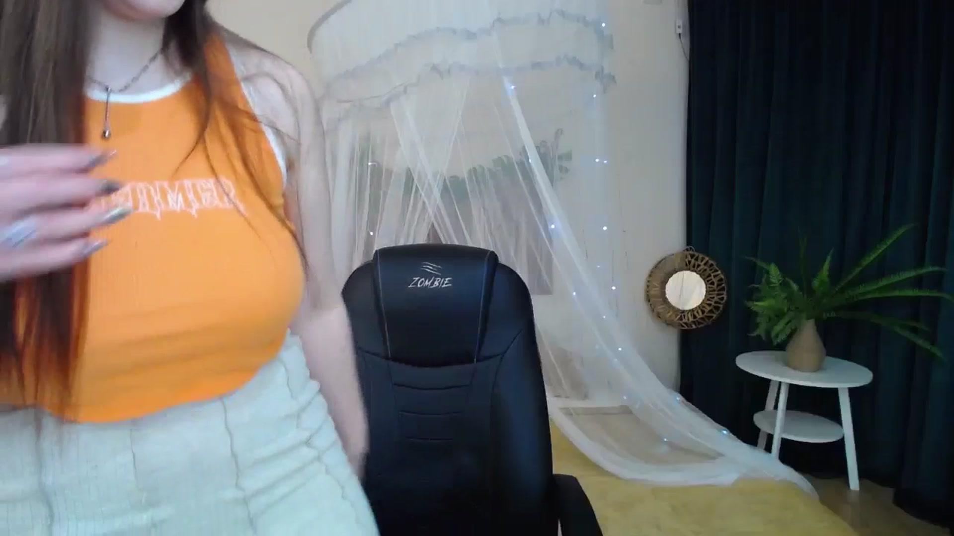 Gallery image thumbnail from AdmireMyEyes's myfreecams stream on, 01/26/2025, 11:36 image 14 of 20