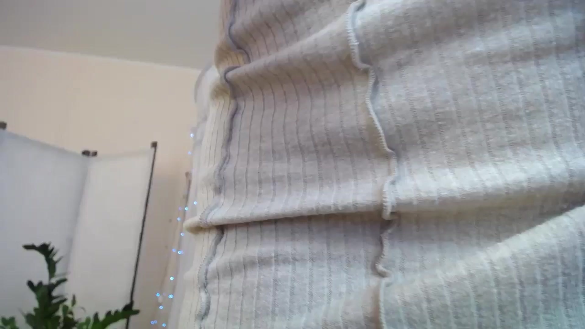 Gallery image thumbnail from AdmireMyEyes's myfreecams stream on, 01/26/2025, 13:56 image 9 of 20