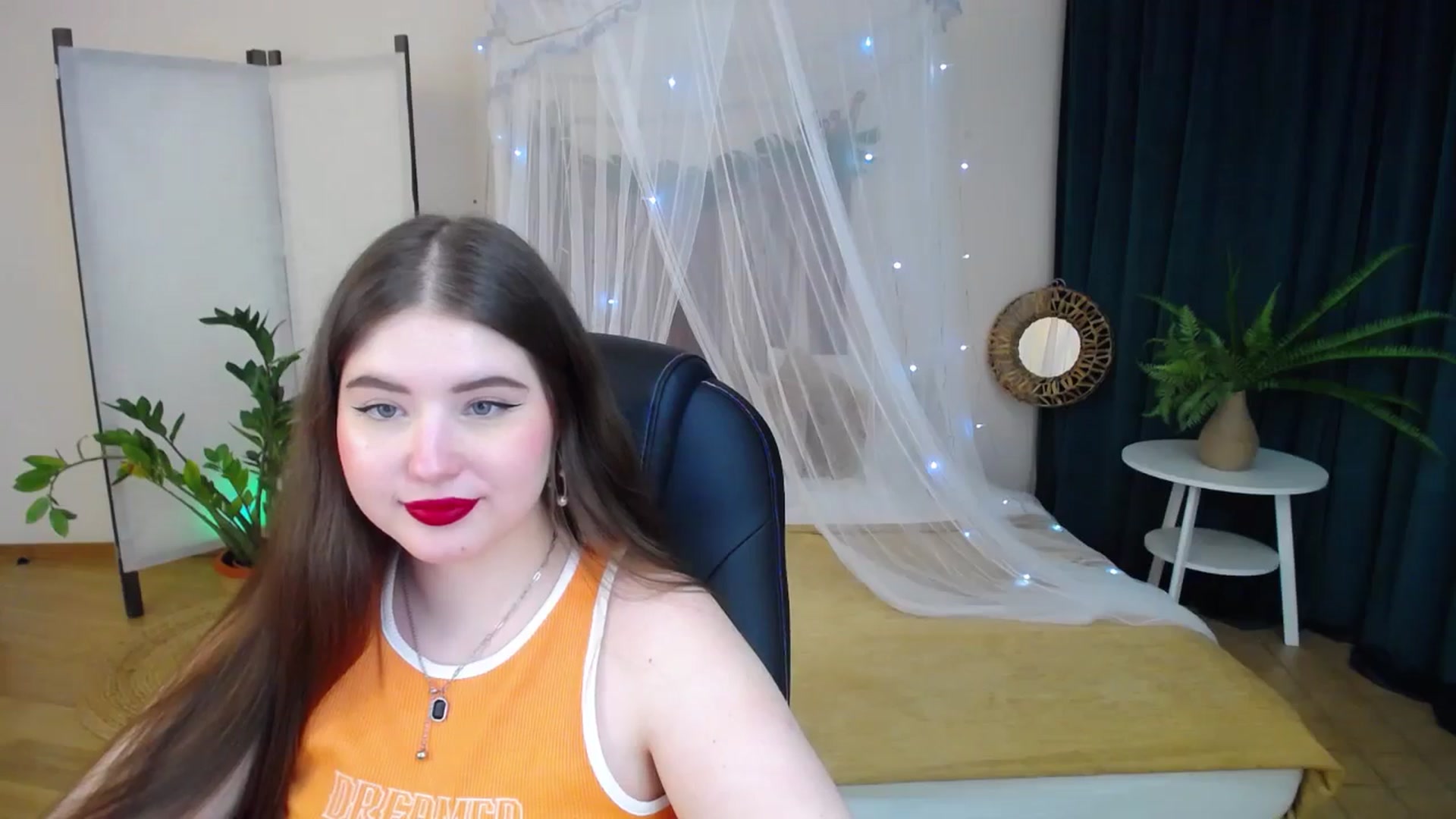 Gallery image thumbnail from AdmireMyEyes's myfreecams stream on, 01/26/2025, 14:30 image 5 of 20