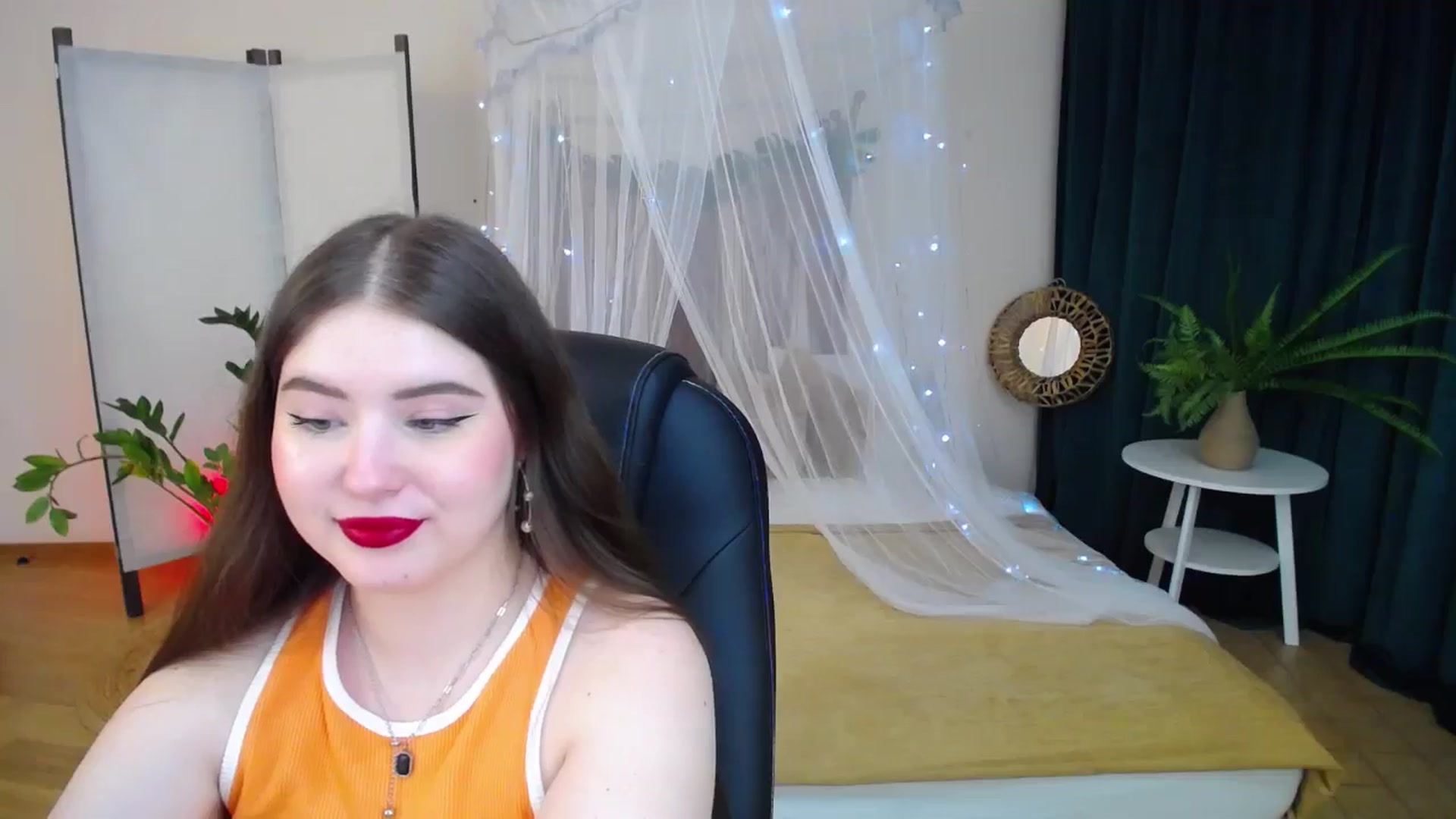 Gallery image thumbnail from AdmireMyEyes's myfreecams stream on, 01/26/2025, 14:30 image 10 of 20
