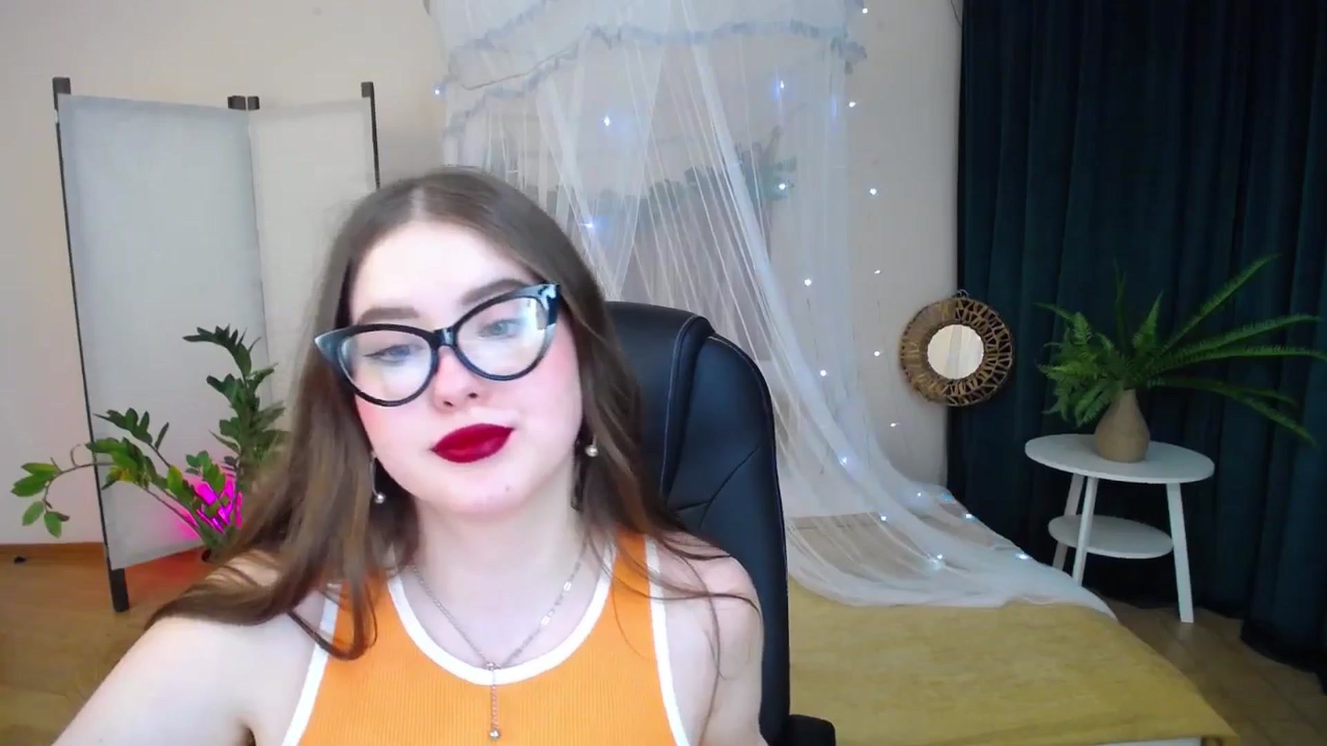Gallery image thumbnail from AdmireMyEyes's myfreecams stream on, 01/26/2025, 16:47 image 7 of 20