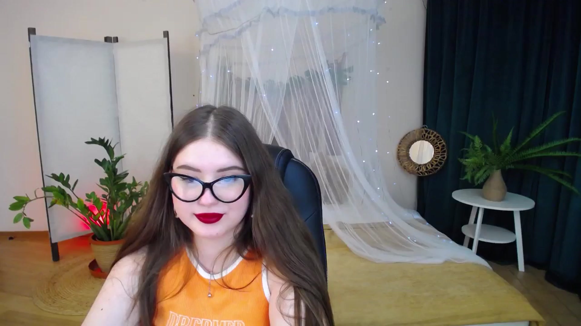 Gallery image thumbnail from AdmireMyEyes's myfreecams stream on, 01/26/2025, 16:47 image 17 of 20