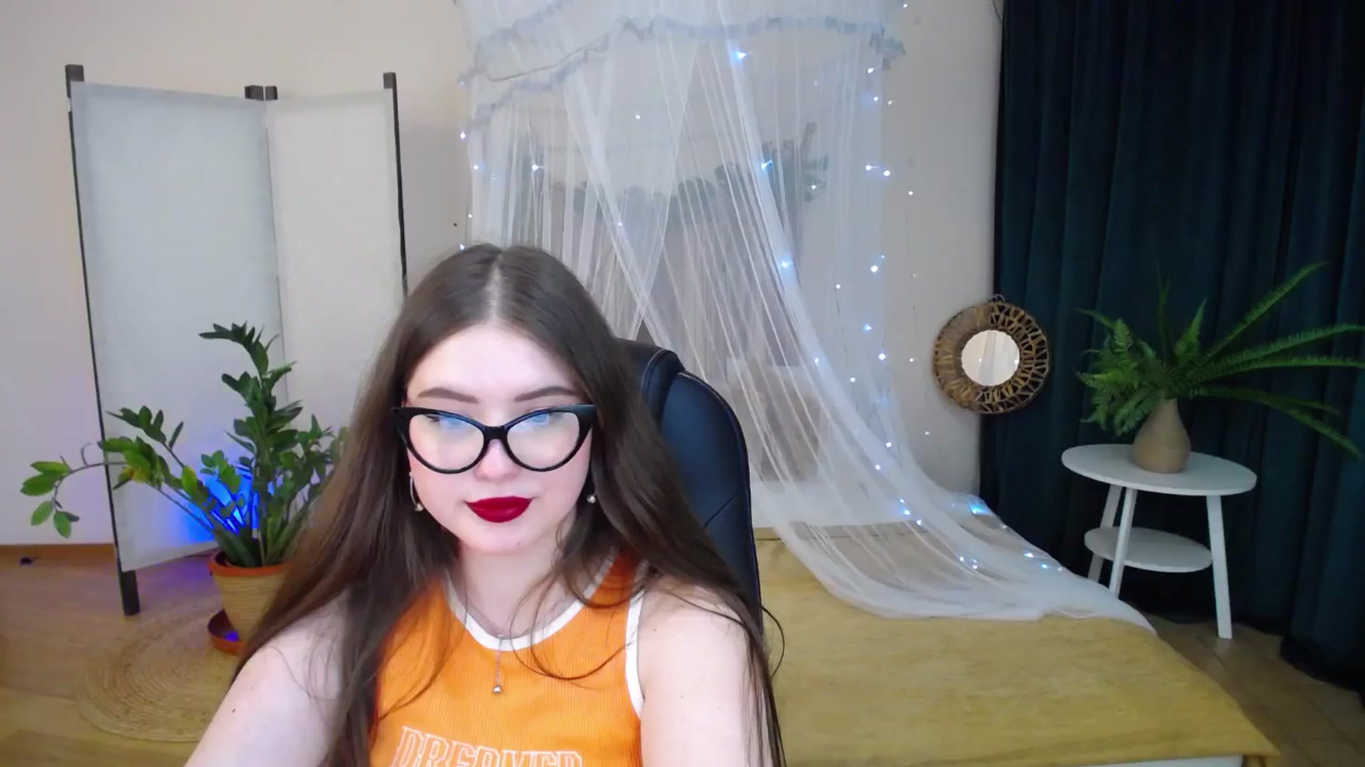 Gallery image thumbnail from AdmireMyEyes's myfreecams stream on, 01/26/2025, 16:47 image 19 of 20
