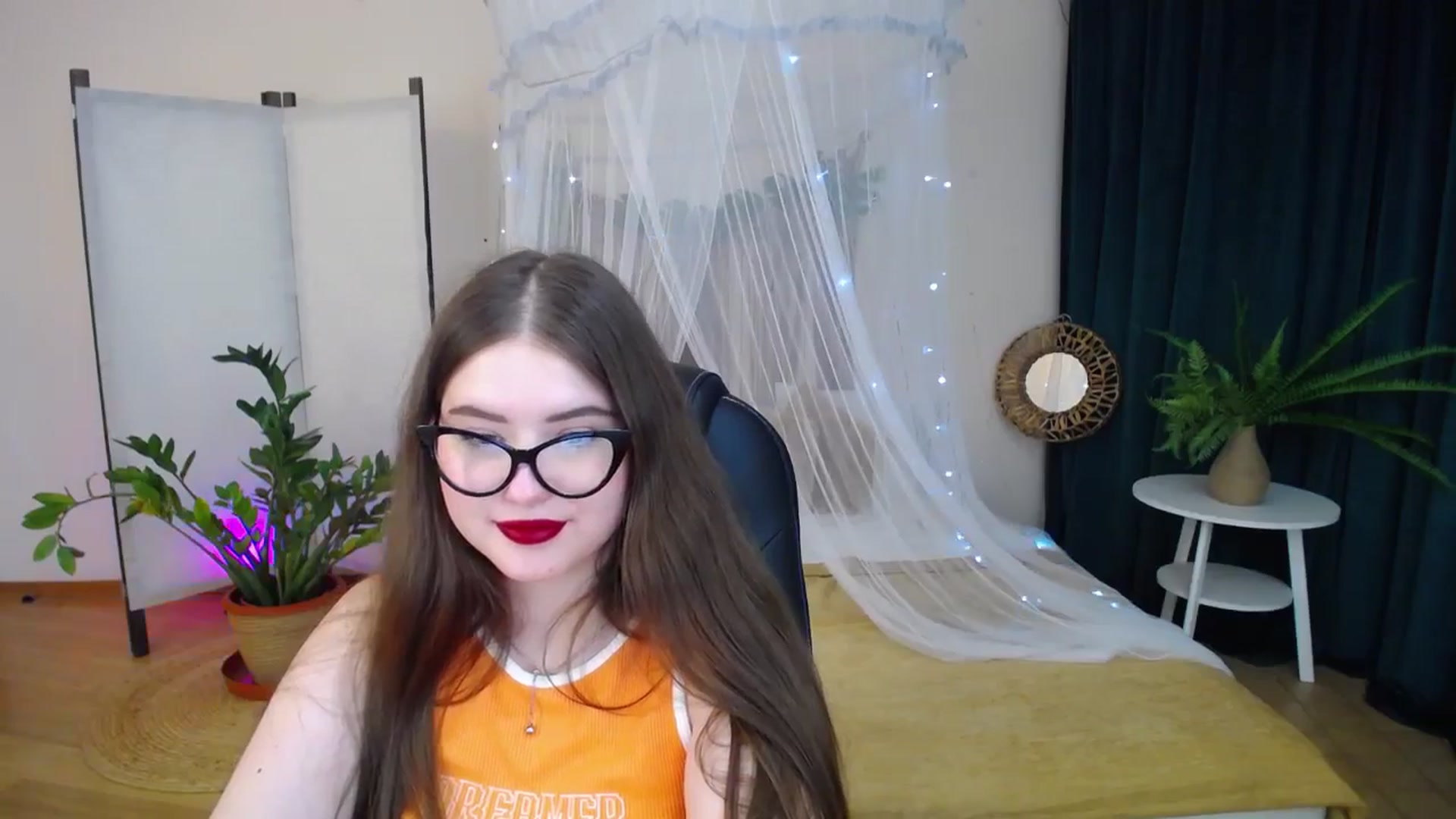 Gallery image thumbnail from AdmireMyEyes's myfreecams stream on, 01/26/2025, 16:47 image 15 of 20