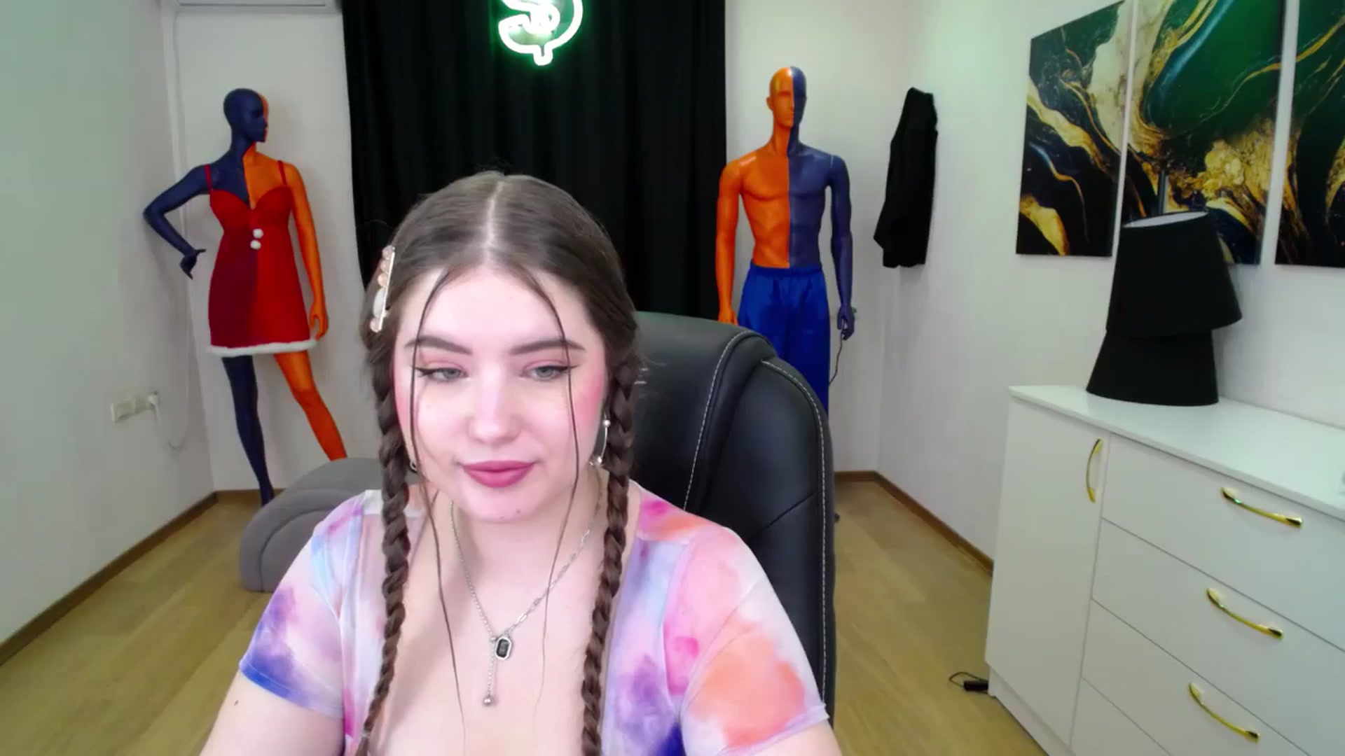 Gallery image thumbnail from AdmireMyEyes's myfreecams stream on, 01/27/2025, 19:09 image 8 of 20