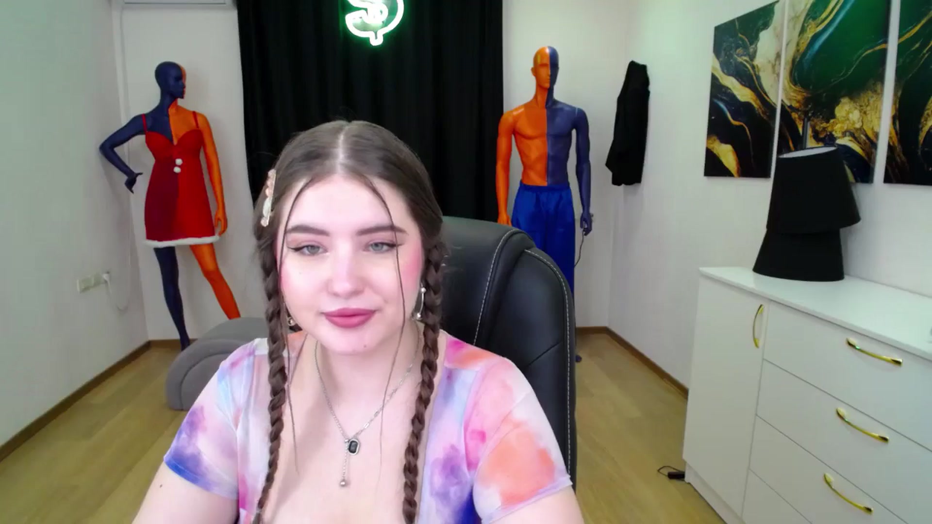 Gallery image thumbnail from AdmireMyEyes's myfreecams stream on, 01/27/2025, 19:09 image 4 of 20