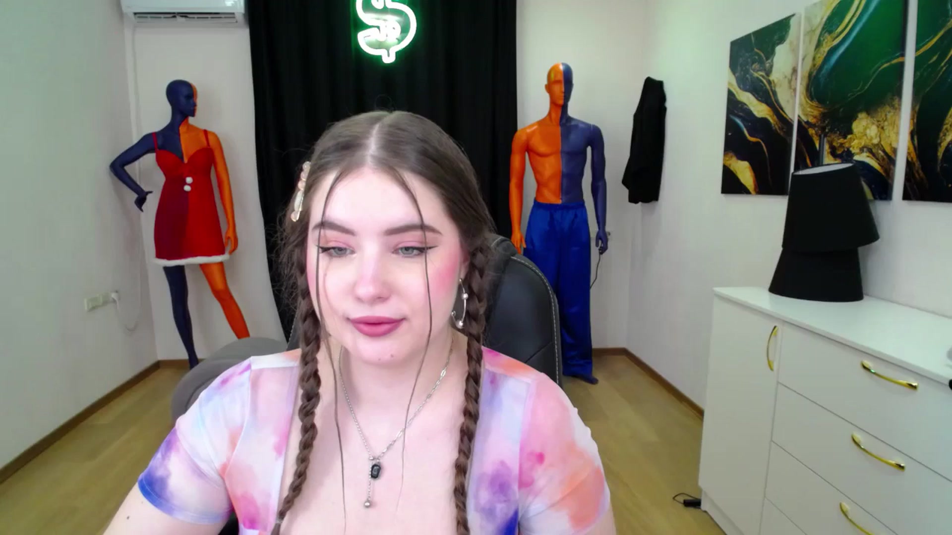 Gallery image thumbnail from AdmireMyEyes's myfreecams stream on, 01/27/2025, 19:43 image 8 of 20