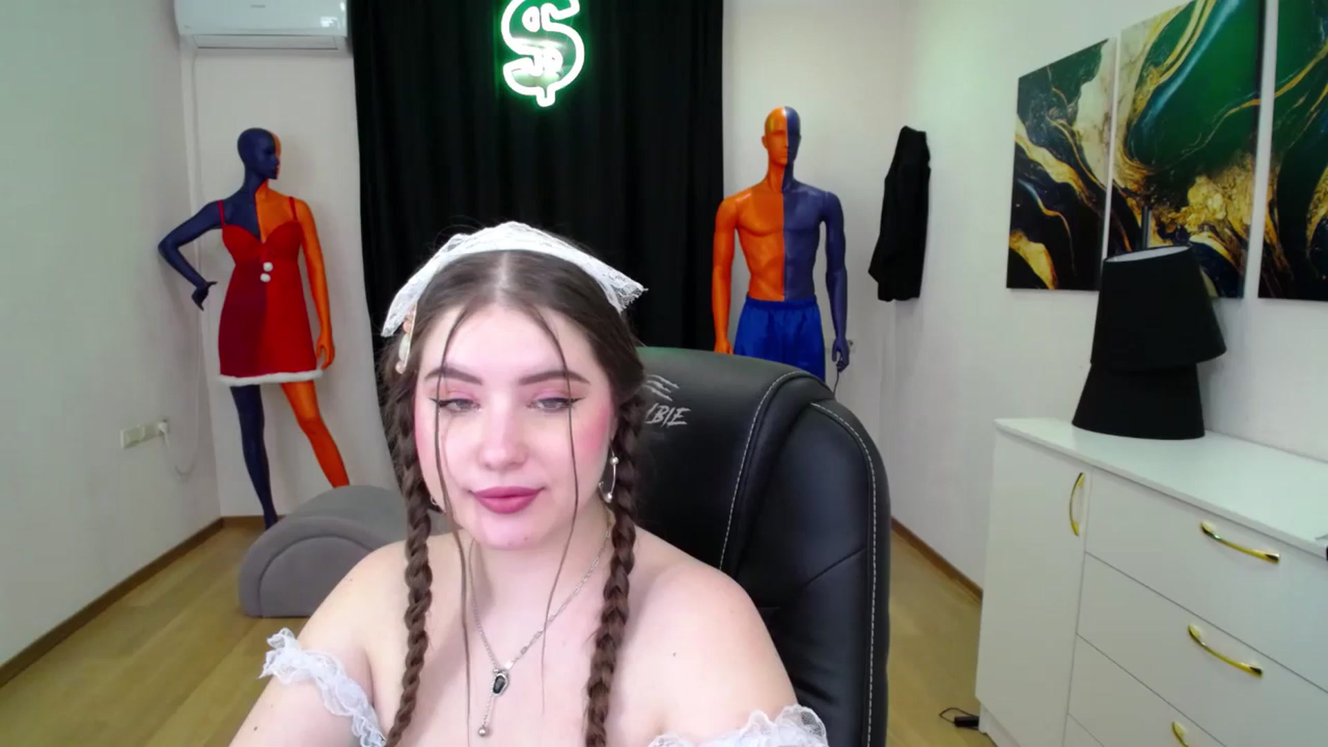 Gallery image thumbnail from AdmireMyEyes's myfreecams stream on, 01/28/2025, 01:07 image 7 of 20