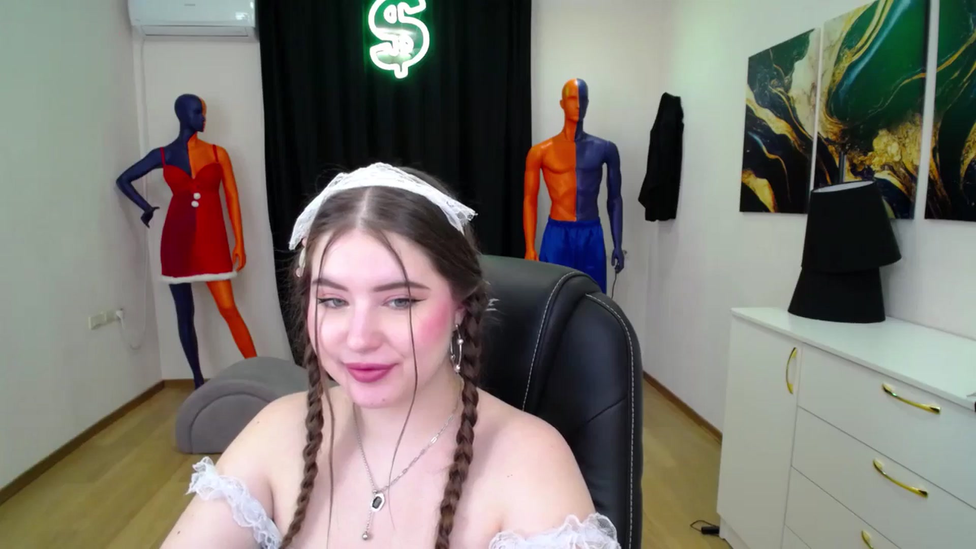 Gallery image thumbnail from AdmireMyEyes's myfreecams stream on, 01/28/2025, 01:07 image 4 of 20