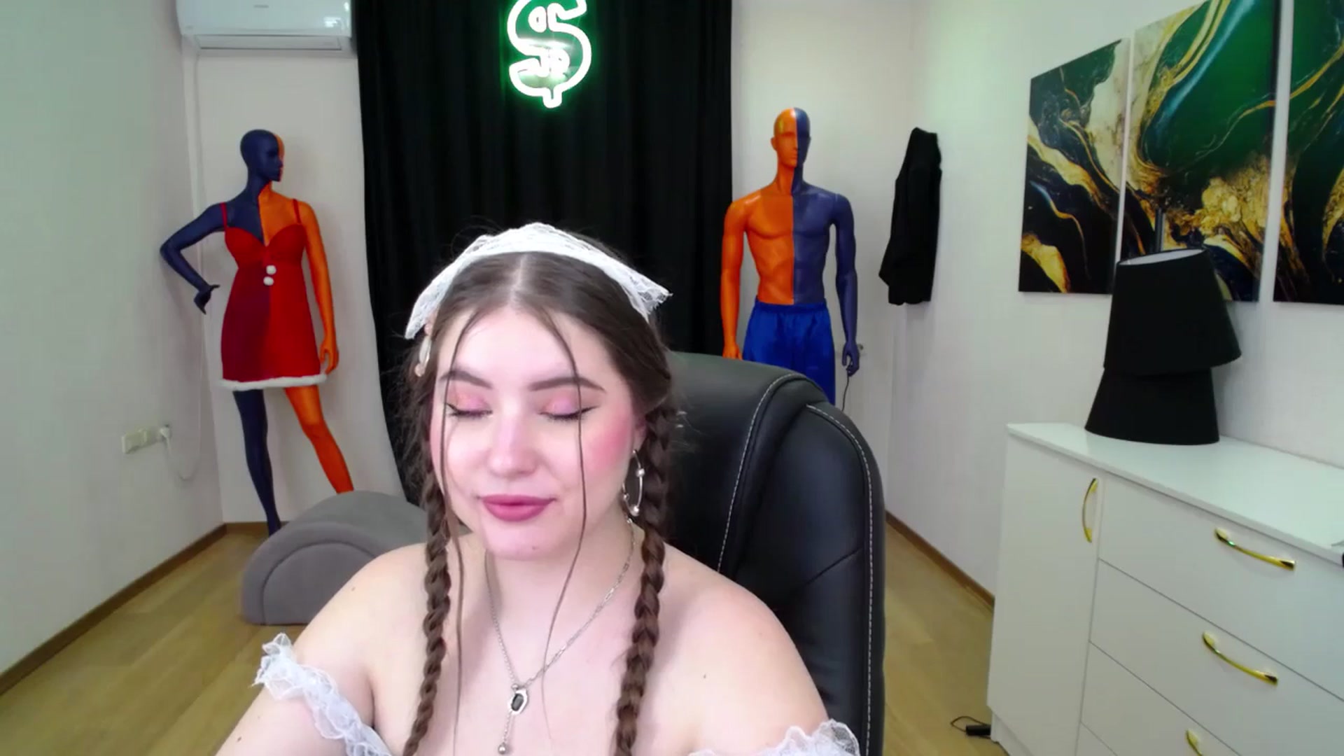 Gallery image thumbnail from AdmireMyEyes's myfreecams stream on, 01/28/2025, 01:07 image 3 of 20