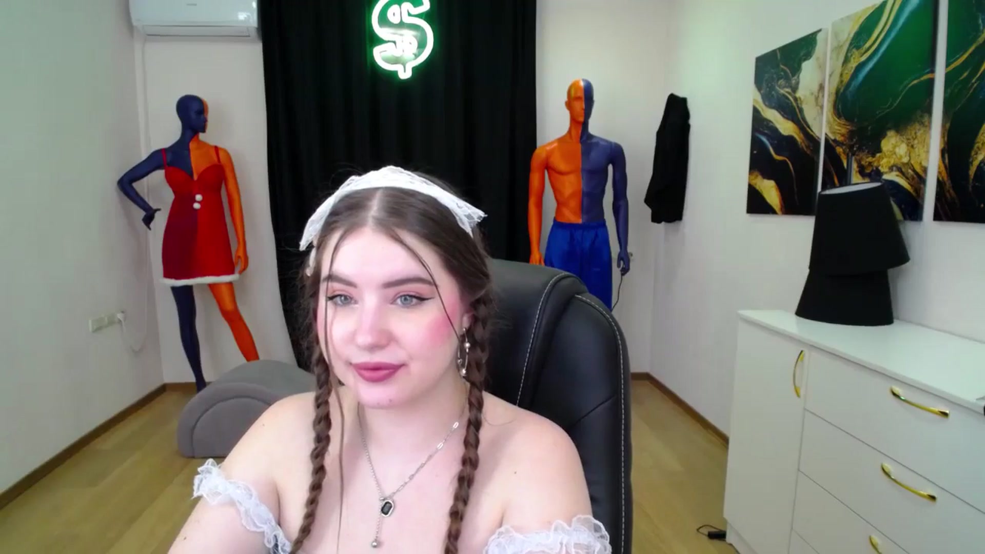 Gallery image thumbnail from AdmireMyEyes's myfreecams stream on, 01/28/2025, 01:07 image 9 of 20