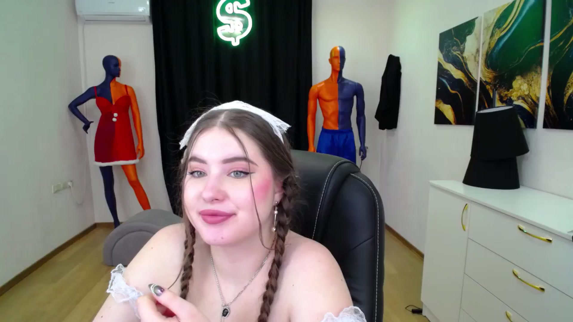 Gallery image thumbnail from AdmireMyEyes's myfreecams stream on, 01/28/2025, 01:07 image 1 of 20