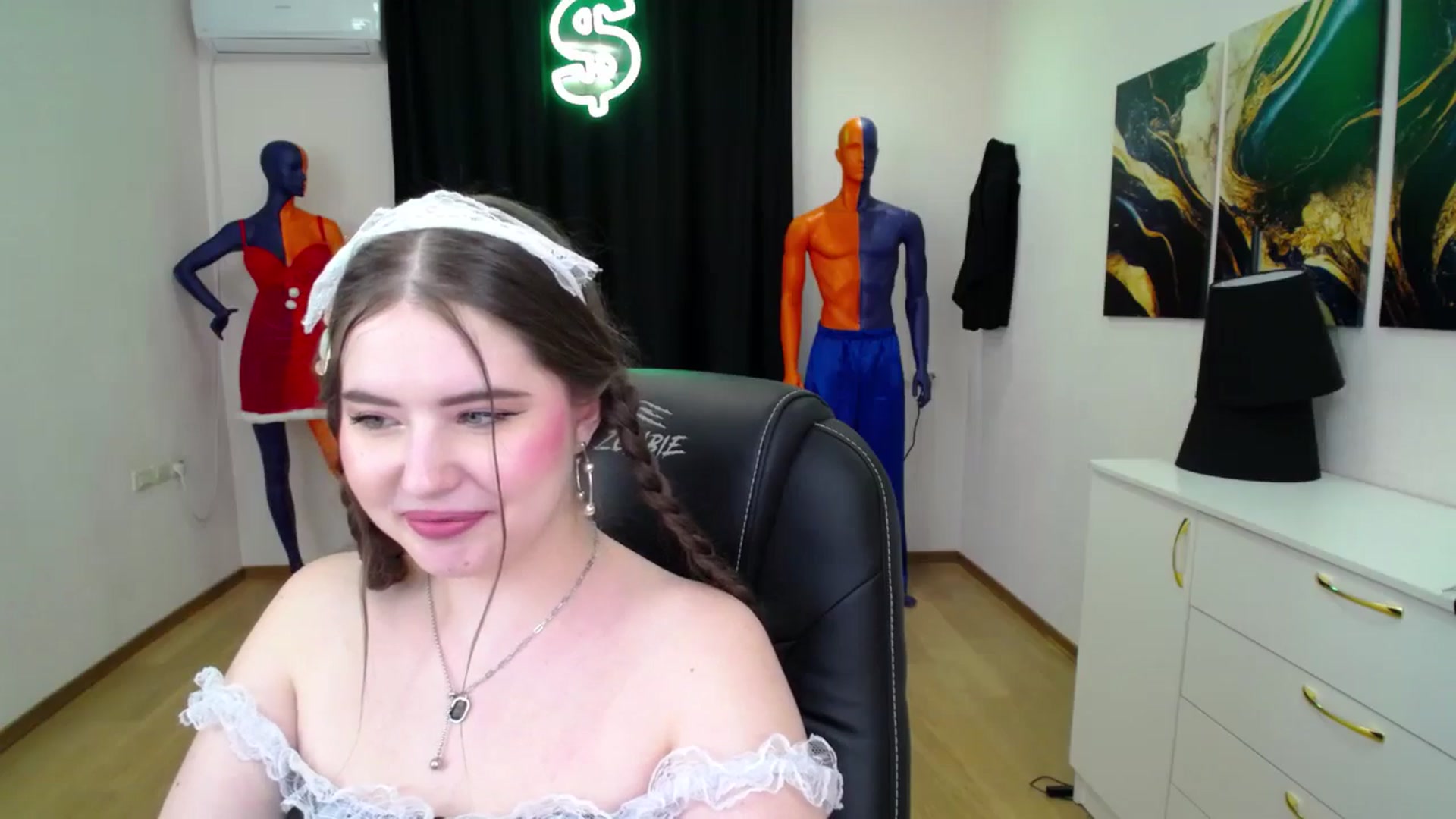 Gallery image thumbnail from AdmireMyEyes's myfreecams stream on, 01/28/2025, 01:07 image 18 of 20