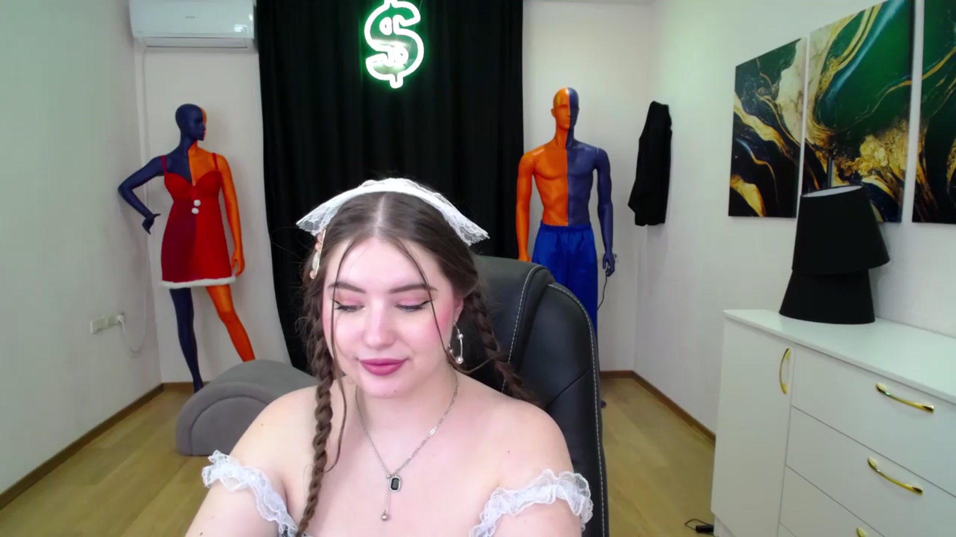 Gallery image thumbnail from AdmireMyEyes's myfreecams stream on, 01/28/2025, 02:23 image 18 of 20