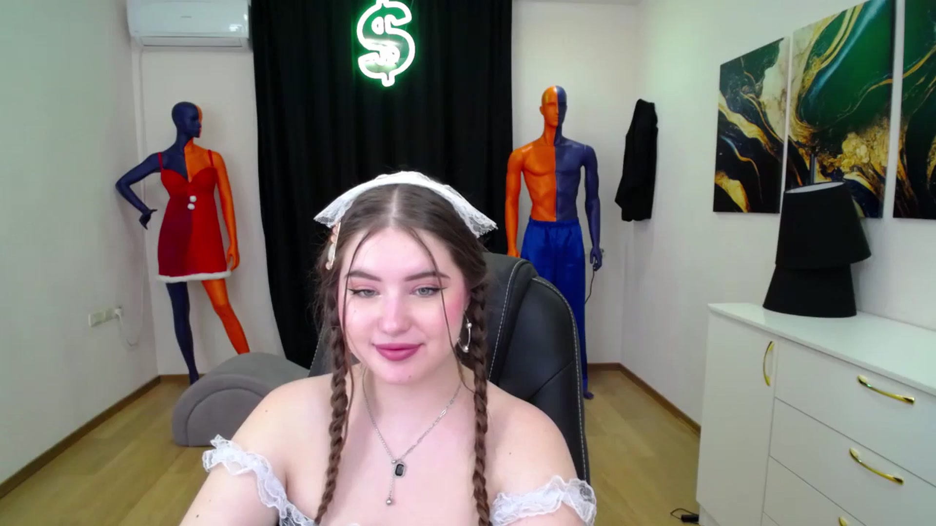Gallery image thumbnail from AdmireMyEyes's myfreecams stream on, 01/28/2025, 02:23 image 13 of 20