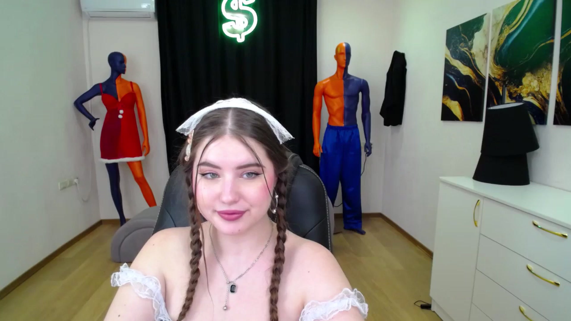 Gallery image thumbnail from AdmireMyEyes's myfreecams stream on, 01/28/2025, 02:23 image 3 of 20