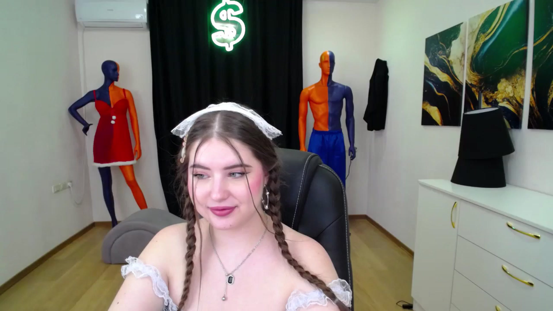 Gallery image thumbnail from AdmireMyEyes's myfreecams stream on, 01/28/2025, 02:23 image 20 of 20