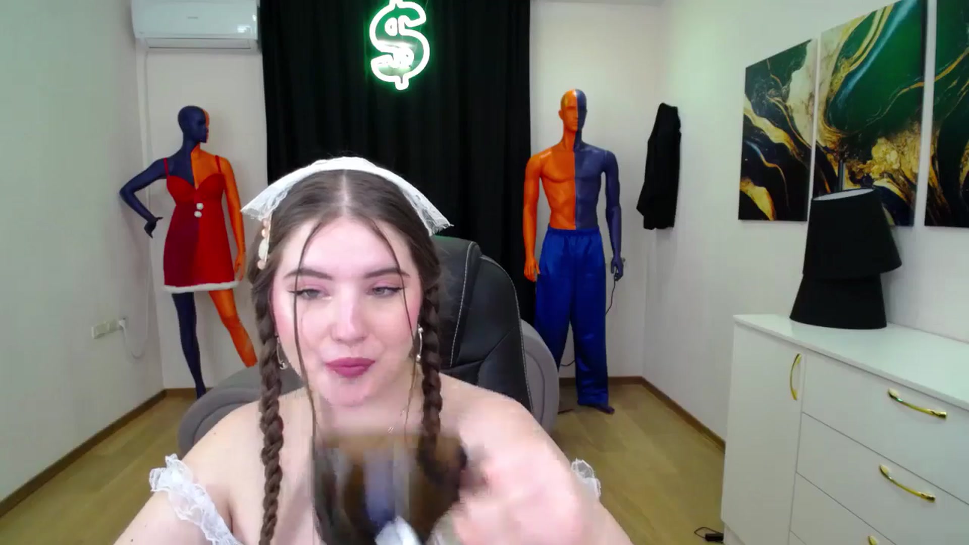 Gallery image thumbnail from AdmireMyEyes's myfreecams stream on, 01/28/2025, 02:23 image 11 of 20