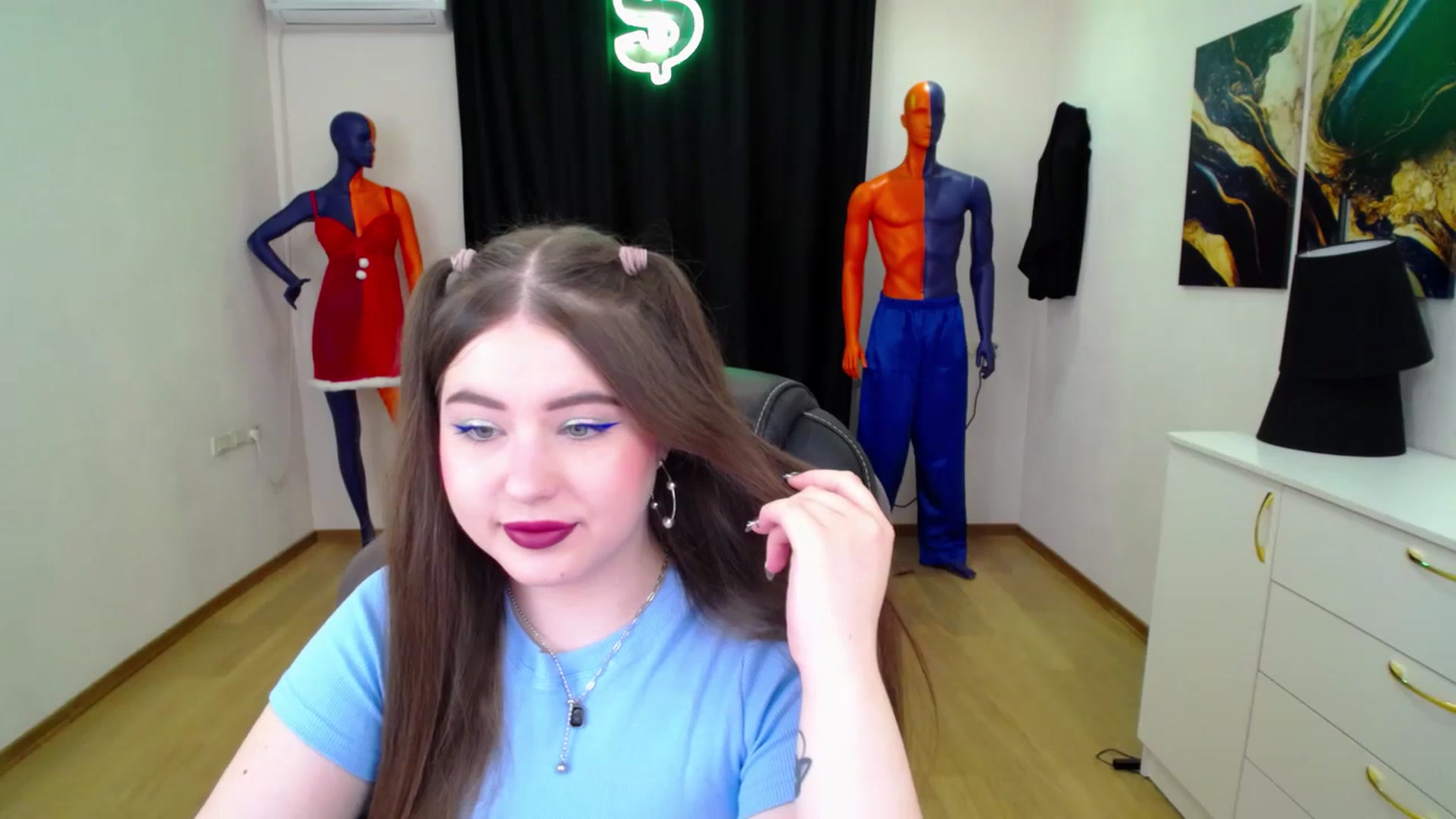 Gallery image thumbnail from AdmireMyEyes's myfreecams stream on, 01/29/2025, 19:29 image 8 of 20