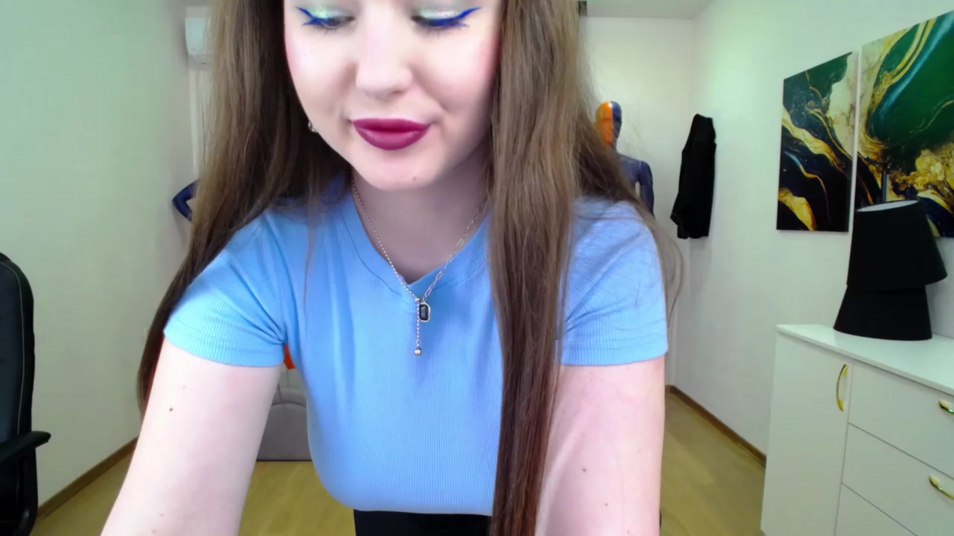 Gallery image thumbnail from AdmireMyEyes's myfreecams stream on, 01/29/2025, 19:29 image 18 of 20