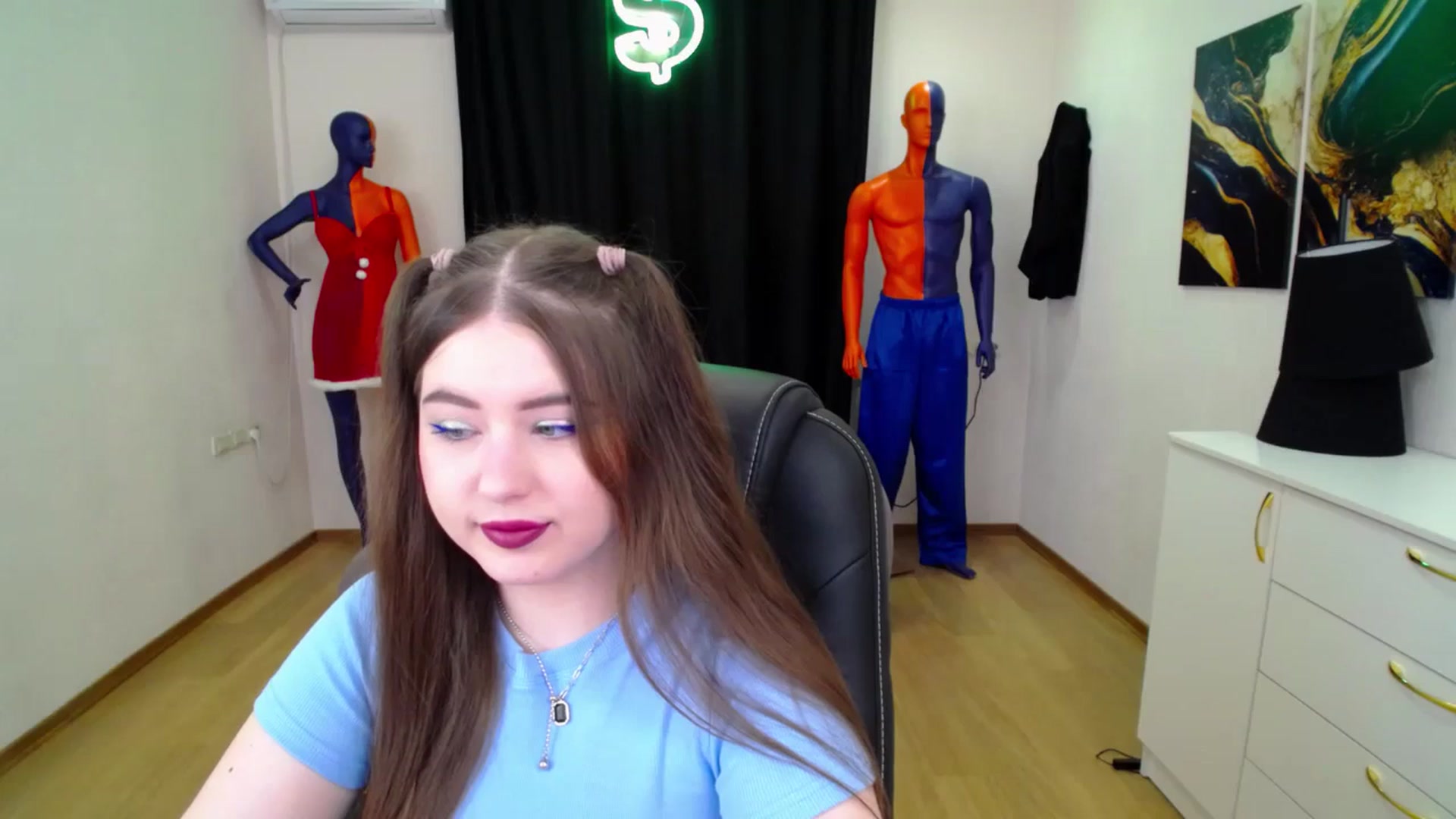 Gallery image thumbnail from AdmireMyEyes's myfreecams stream on, 01/29/2025, 19:29 image 4 of 20