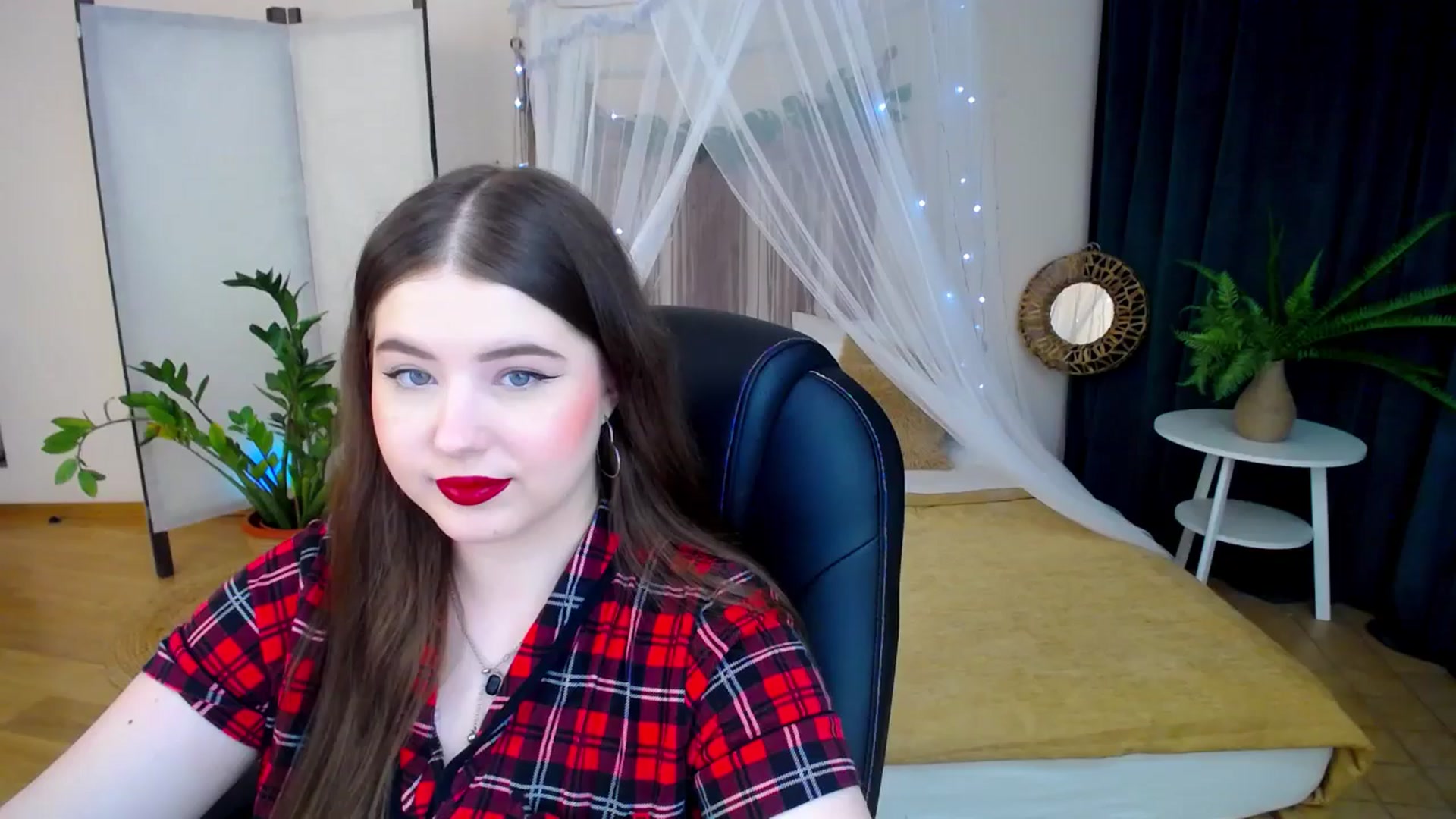 Gallery image thumbnail from AdmireMyEyes's myfreecams stream on, 01/31/2025, 19:45 image 1 of 20