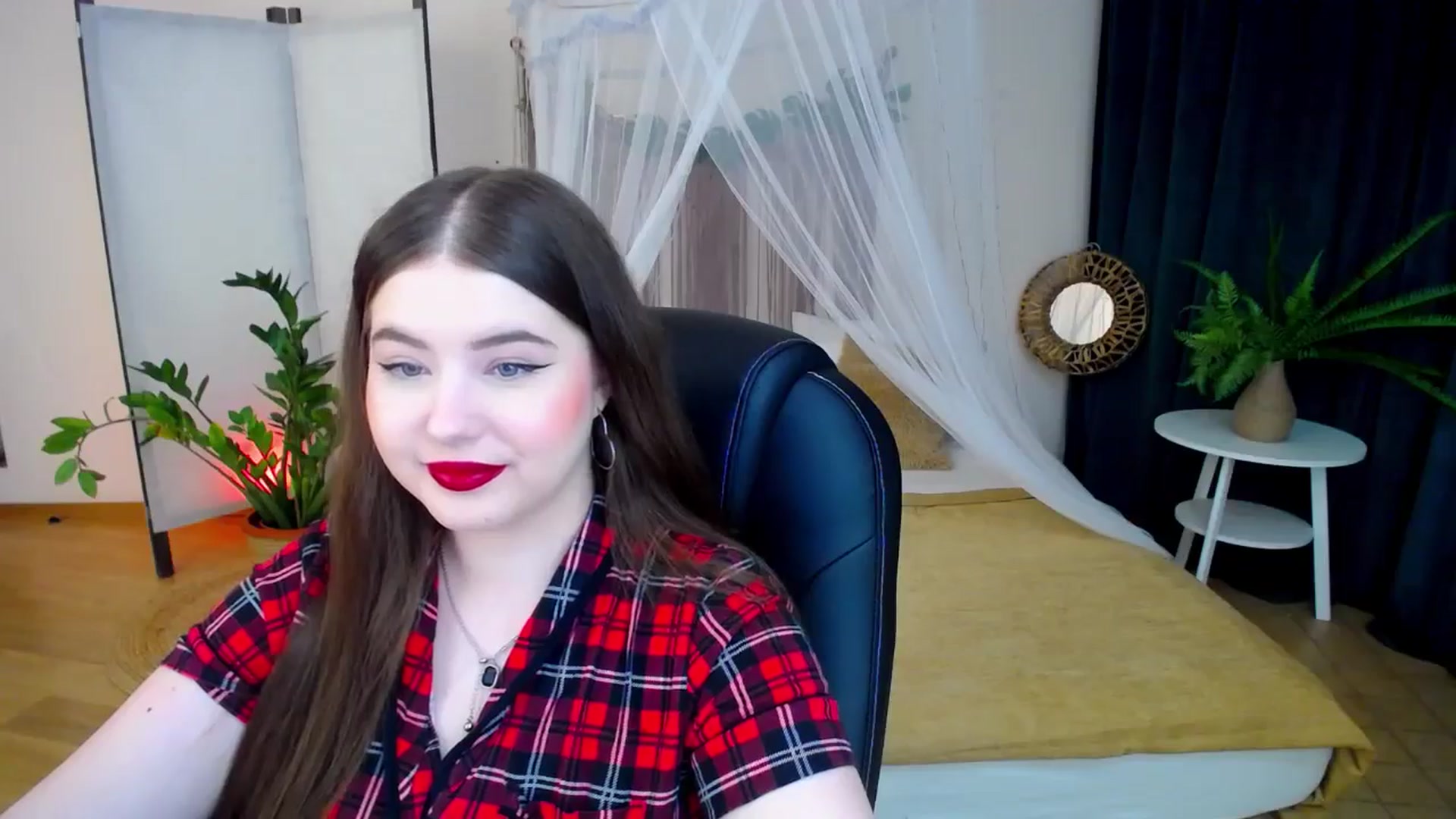 Gallery image thumbnail from AdmireMyEyes's myfreecams stream on, 01/31/2025, 19:45 image 2 of 20
