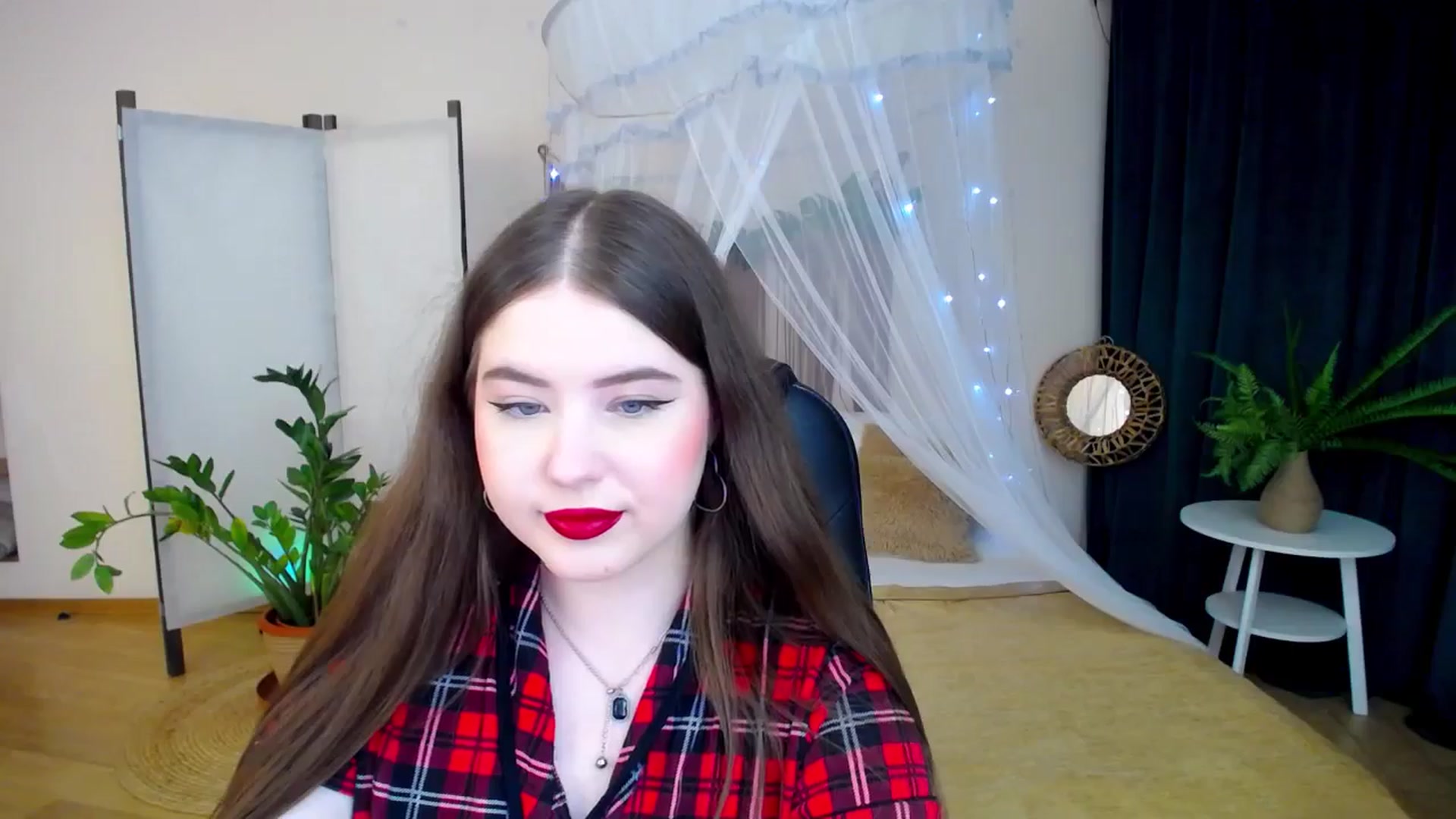 Gallery image thumbnail from AdmireMyEyes's myfreecams stream on, 01/31/2025, 19:45 image 18 of 20