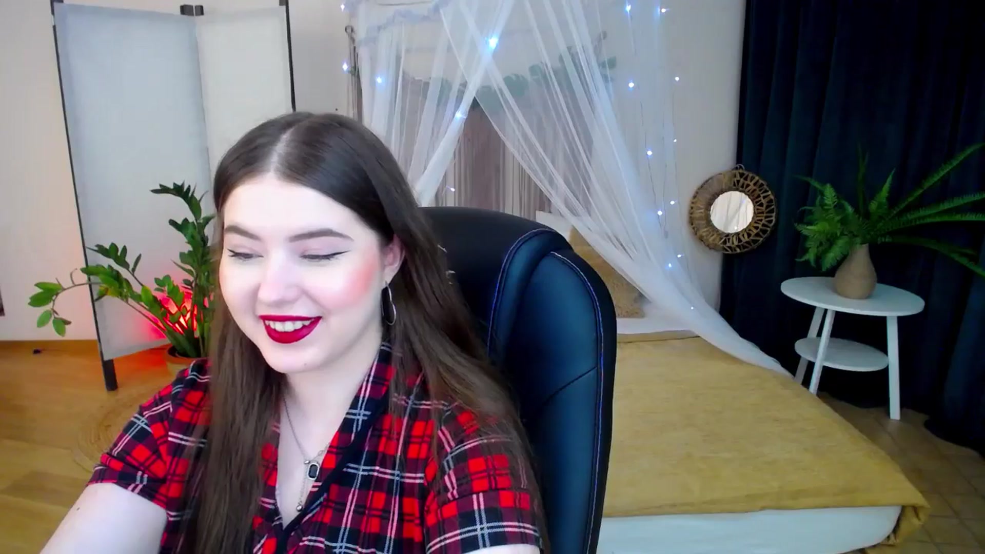 Gallery image thumbnail from AdmireMyEyes's myfreecams stream on, 01/31/2025, 19:45 image 4 of 20