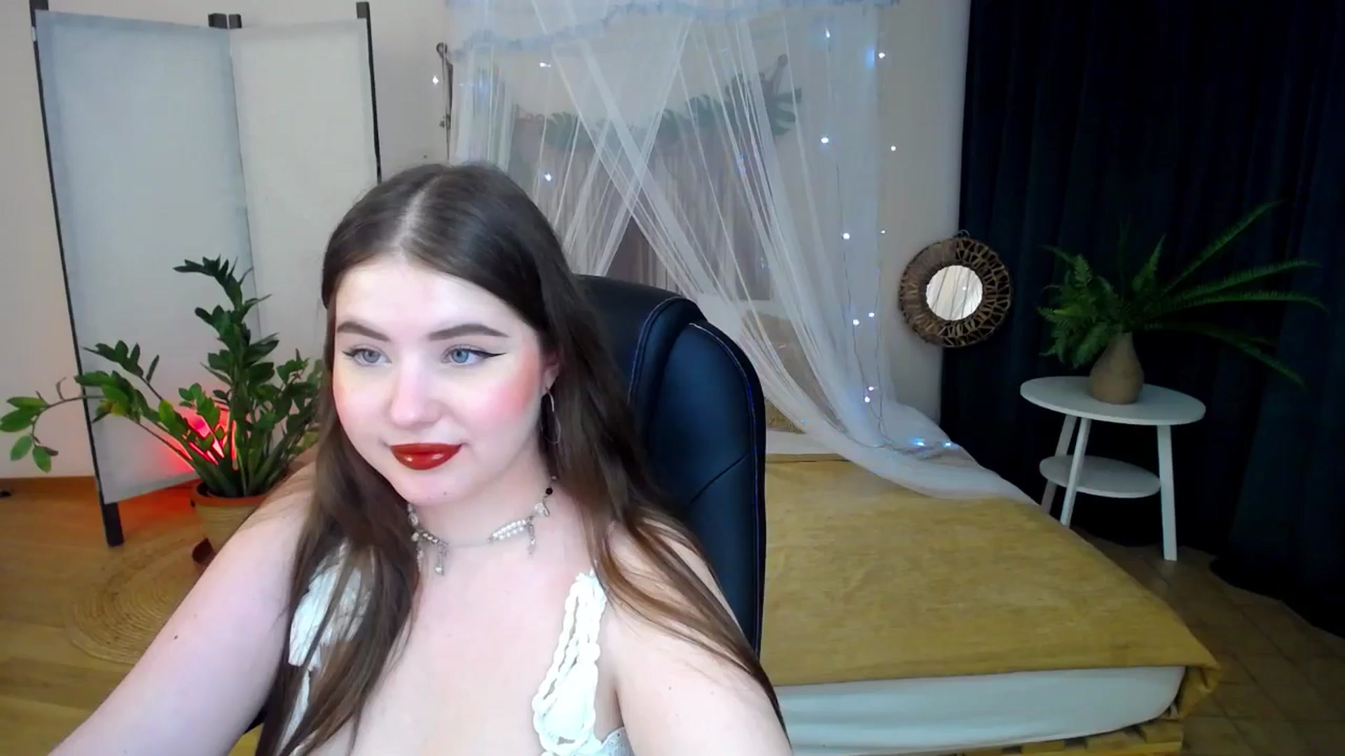 Gallery image thumbnail from AdmireMyEyes's myfreecams stream on, 02/04/2025, 07:46 image 20 of 20