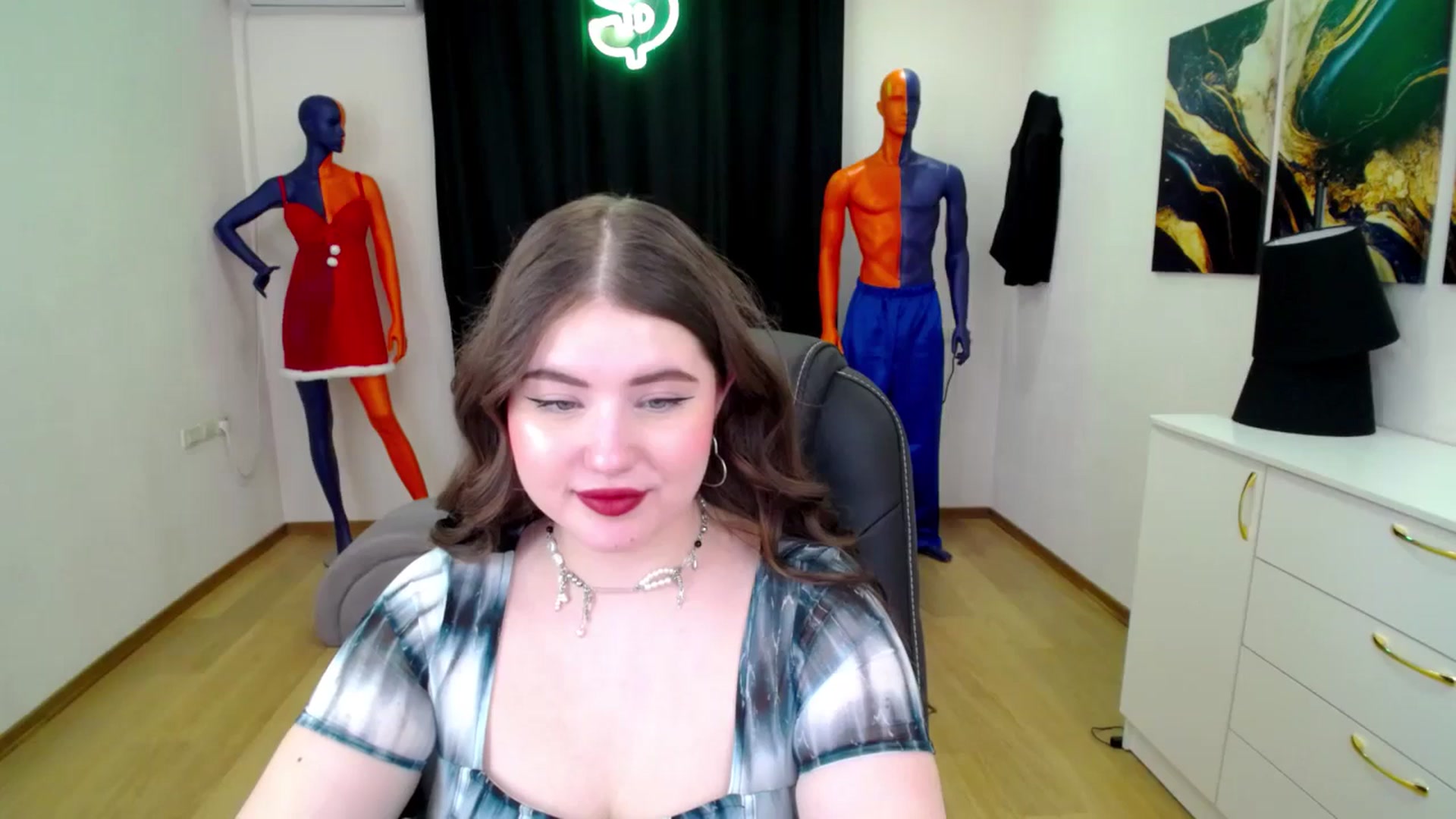 Gallery image thumbnail from AdmireMyEyes's myfreecams stream on, 02/05/2025, 09:12 image 5 of 20