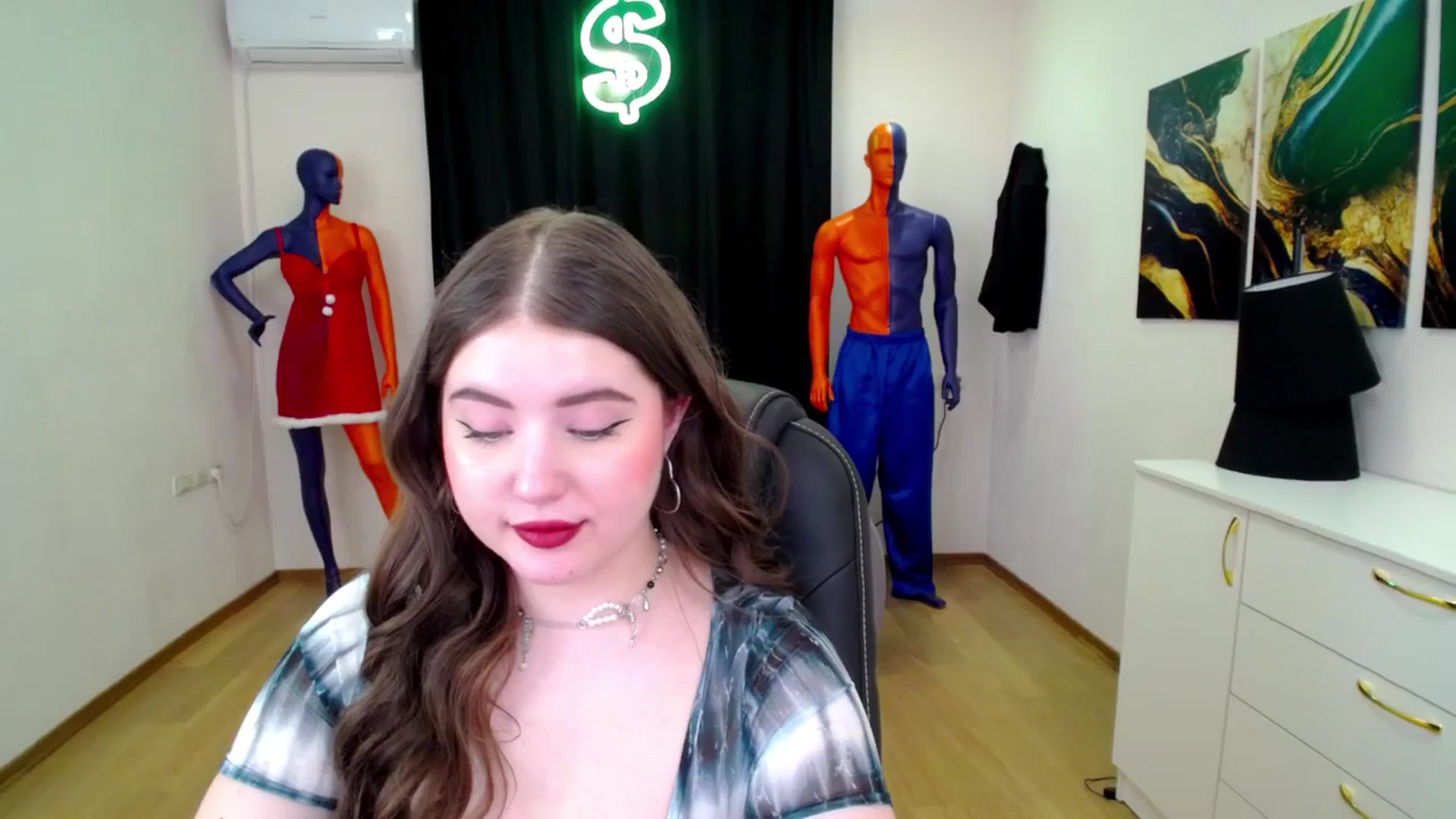 Gallery image thumbnail from AdmireMyEyes's myfreecams stream on, 02/05/2025, 09:12 image 15 of 20