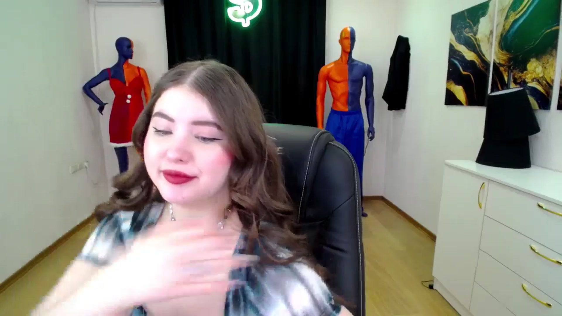 Gallery image thumbnail from AdmireMyEyes's myfreecams stream on, 02/05/2025, 09:12 image 7 of 20
