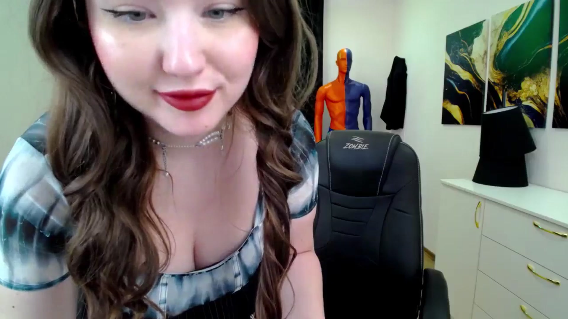 Gallery image thumbnail from AdmireMyEyes's myfreecams stream on, 02/05/2025, 09:12 image 19 of 20