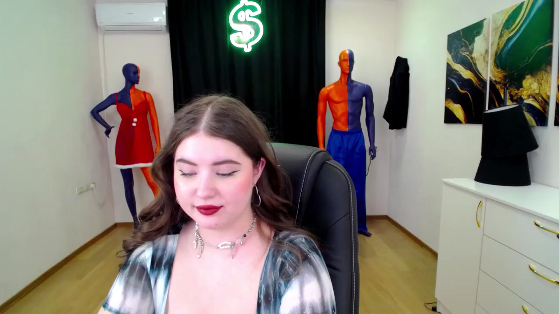 Gallery image thumbnail from AdmireMyEyes's myfreecams stream on, 02/05/2025, 09:48 image 15 of 20