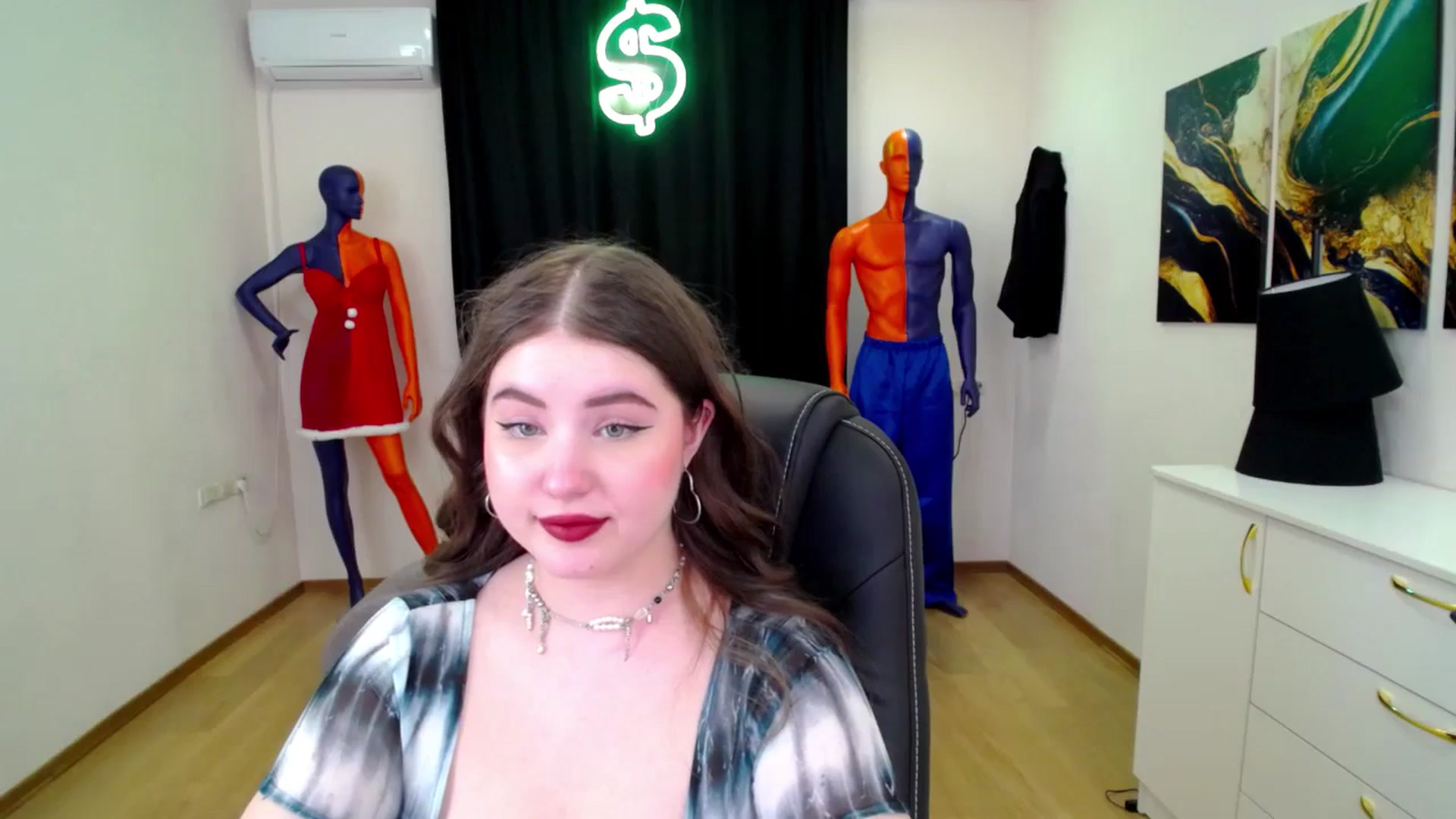 Gallery image thumbnail from AdmireMyEyes's myfreecams stream on, 02/05/2025, 09:48 image 14 of 20