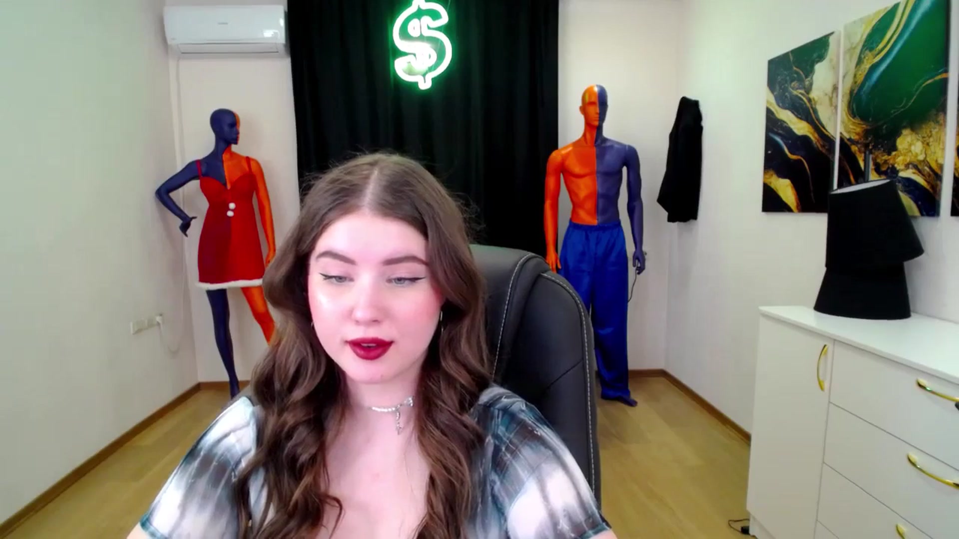 Gallery image thumbnail from AdmireMyEyes's myfreecams stream on, 02/05/2025, 09:48 image 3 of 20