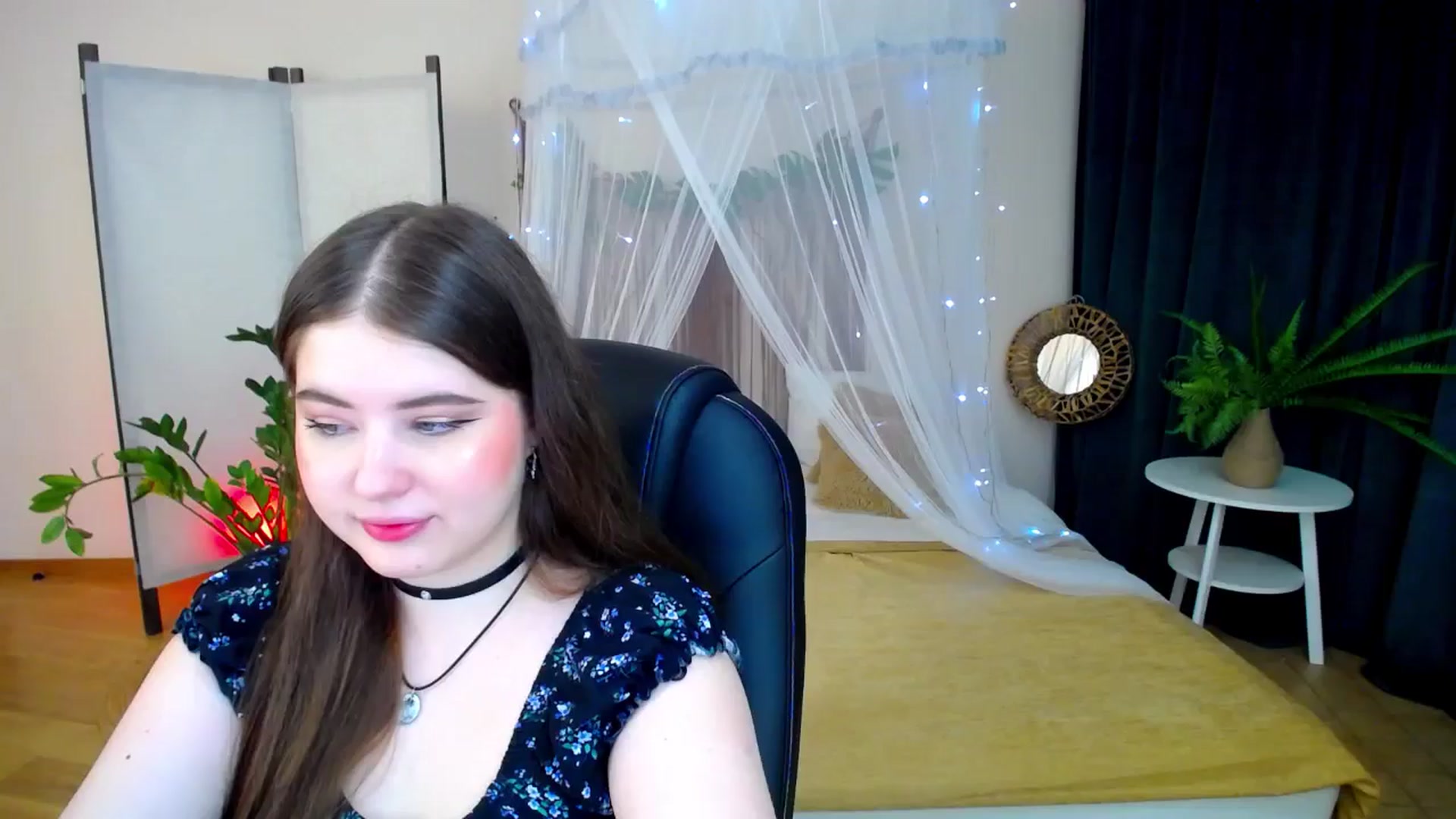 Gallery image thumbnail from AdmireMyEyes's myfreecams stream on, 02/06/2025, 18:41 image 1 of 20
