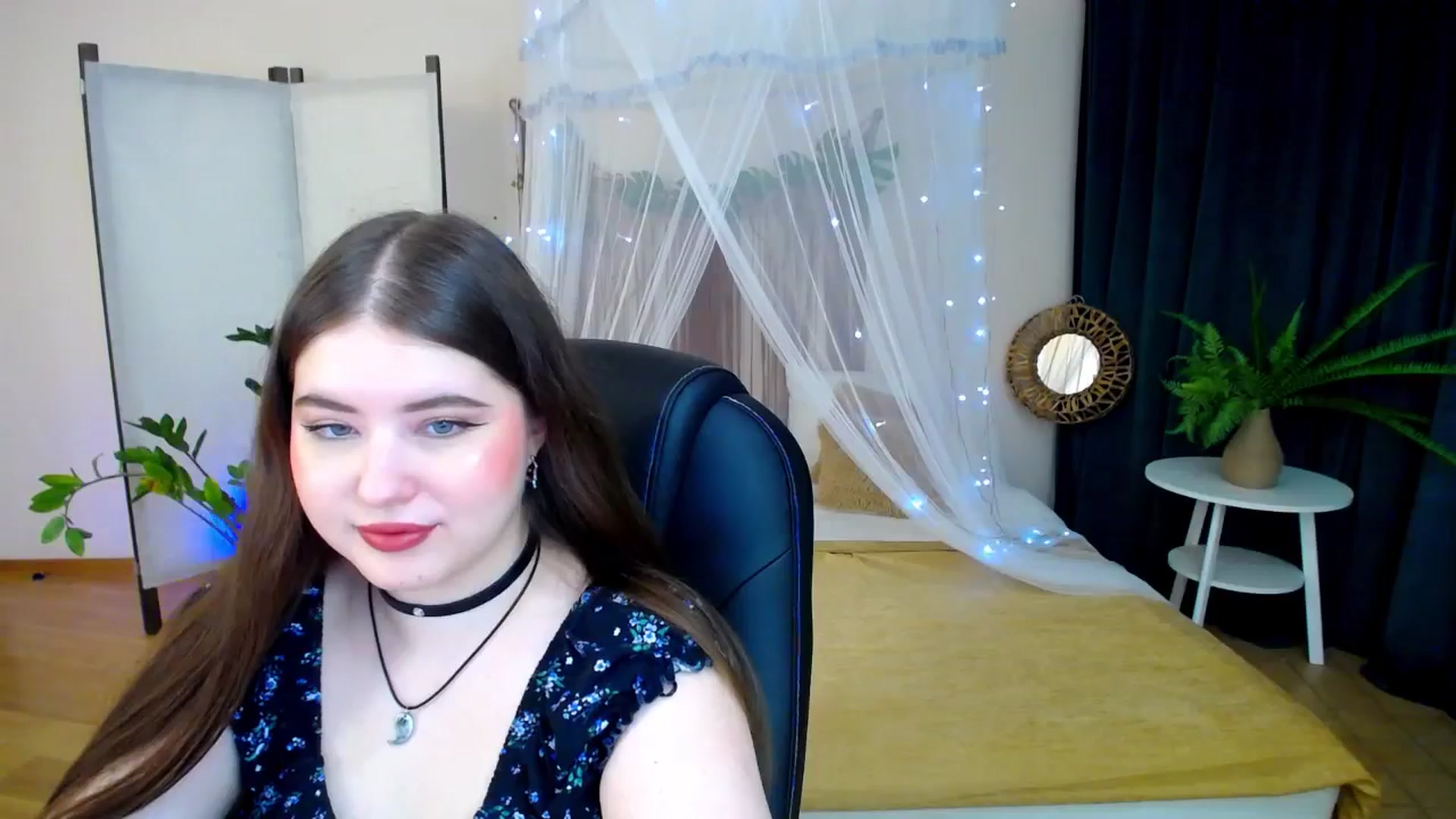 Gallery image thumbnail from AdmireMyEyes's myfreecams stream on, 02/06/2025, 18:41 image 9 of 20
