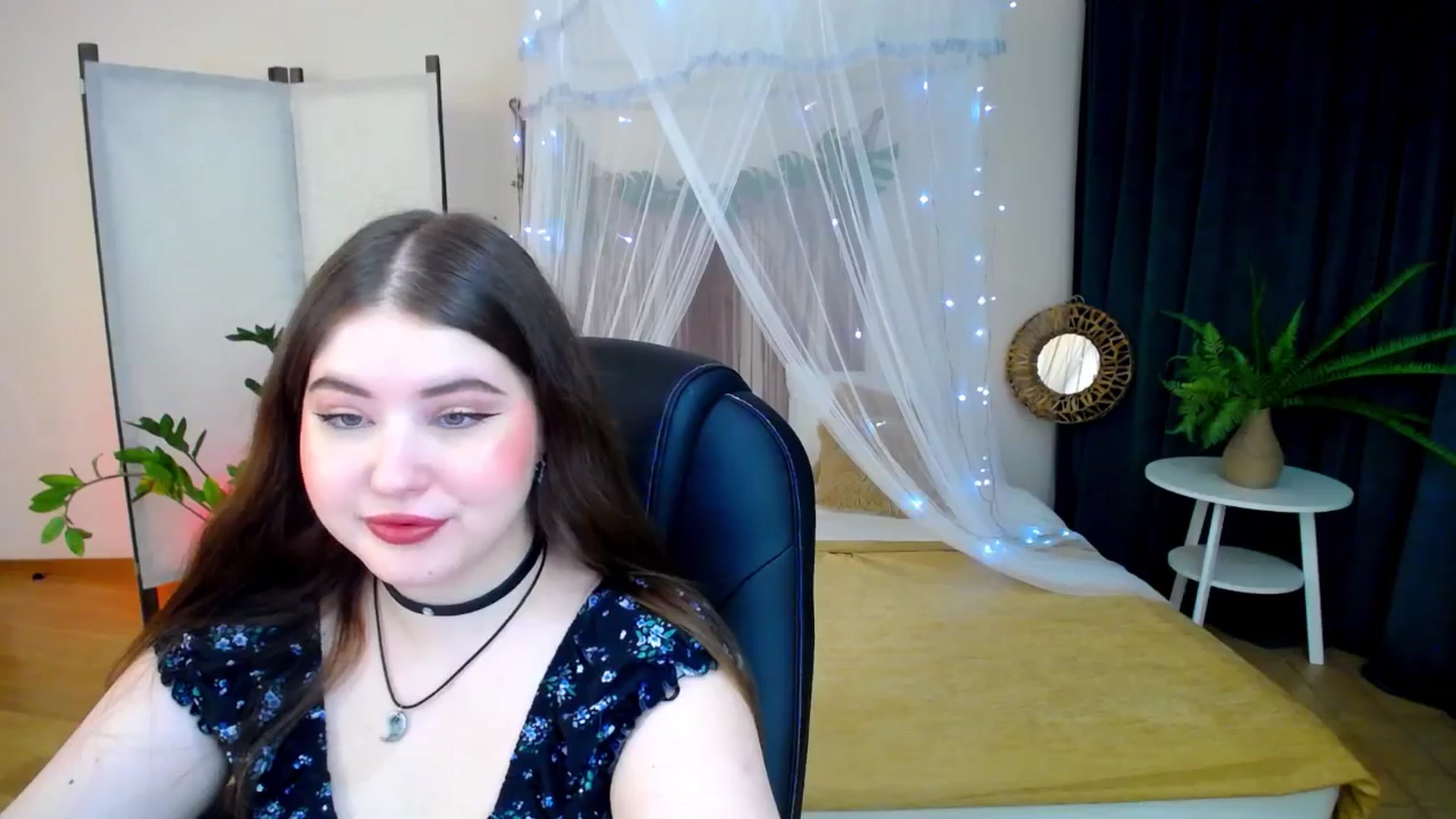 Gallery image thumbnail from AdmireMyEyes's myfreecams stream on, 02/06/2025, 18:41 image 15 of 20