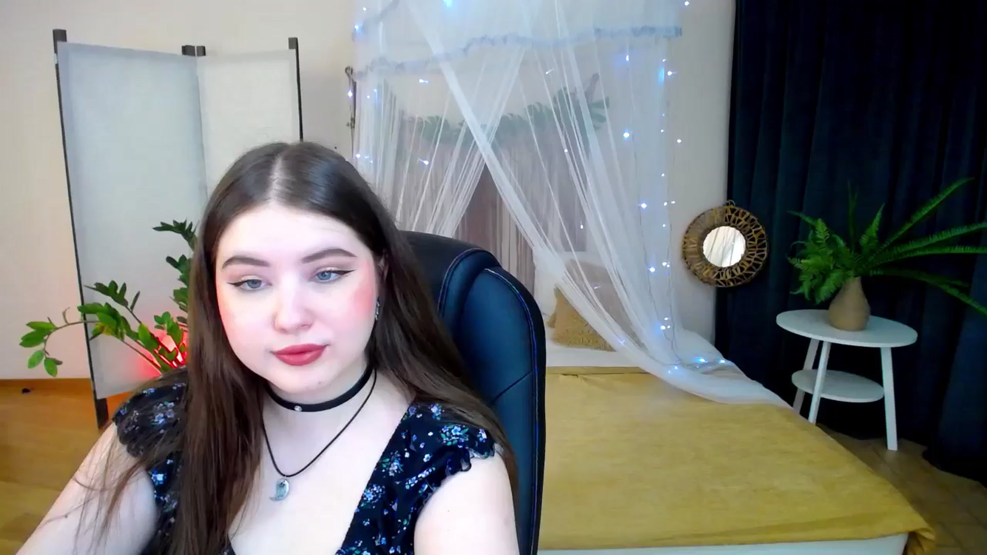 Gallery image thumbnail from AdmireMyEyes's myfreecams stream on, 02/06/2025, 18:41 image 20 of 20