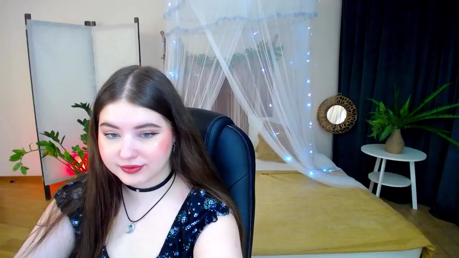 Gallery image thumbnail from AdmireMyEyes's myfreecams stream on, 02/06/2025, 18:41 image 19 of 20