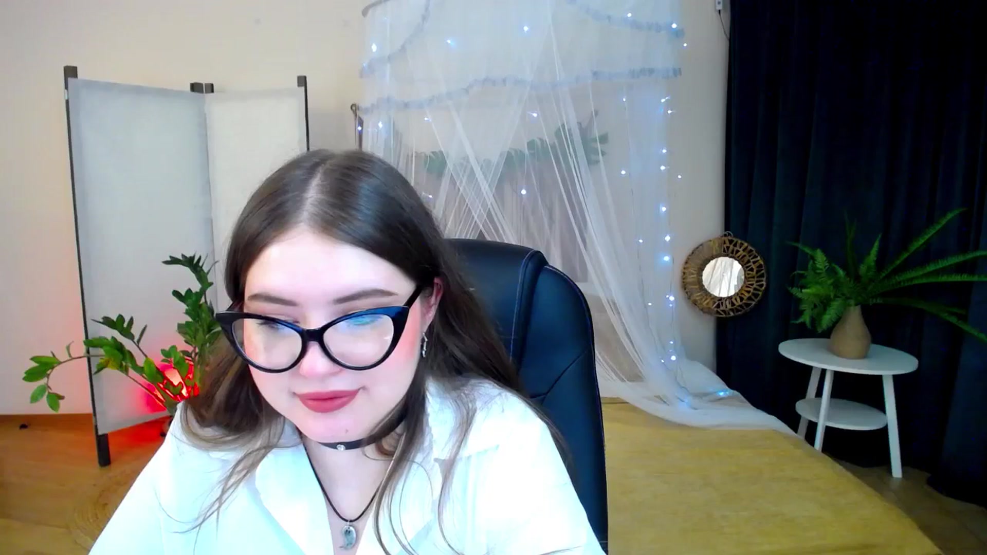 Gallery image thumbnail from AdmireMyEyes's myfreecams stream on, 02/07/2025, 01:17 image 20 of 20