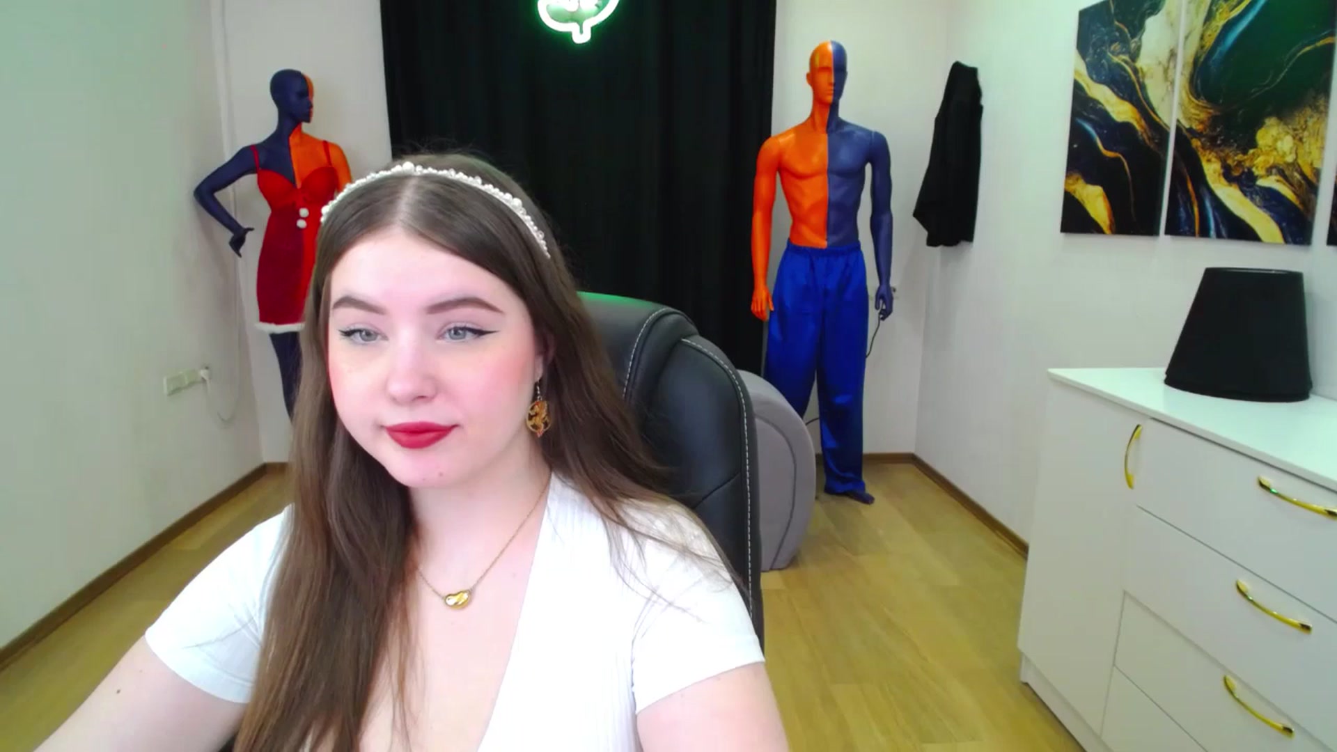 Gallery image thumbnail from AdmireMyEyes's myfreecams stream on, 02/08/2025, 19:05 image 11 of 20