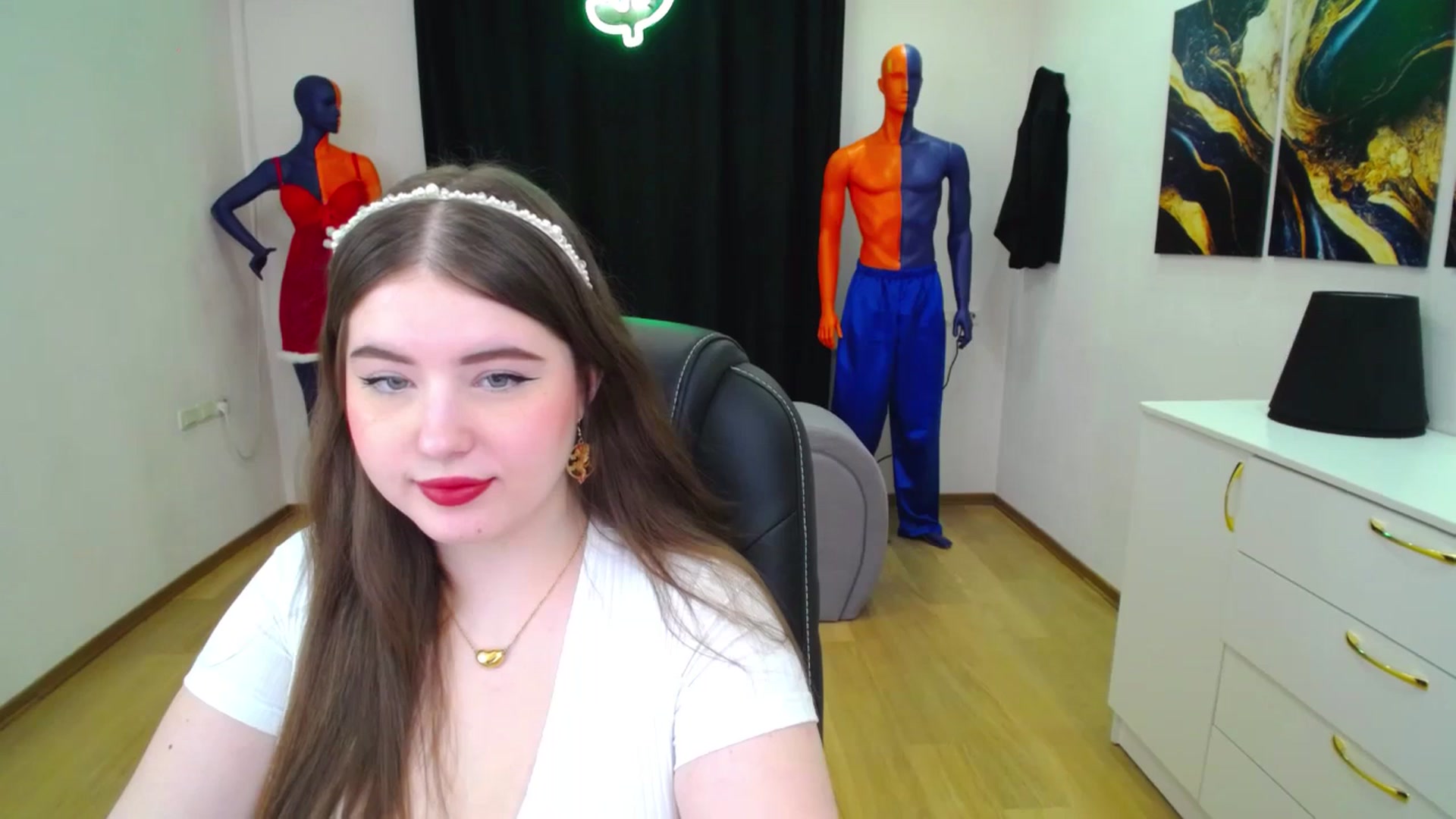 Gallery image thumbnail from AdmireMyEyes's myfreecams stream on, 02/08/2025, 19:05 image 9 of 20