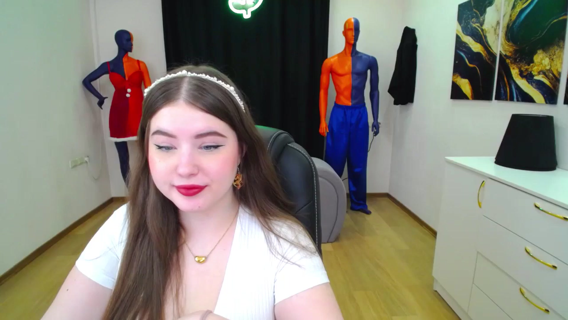 Gallery image thumbnail from AdmireMyEyes's myfreecams stream on, 02/08/2025, 19:05 image 10 of 20