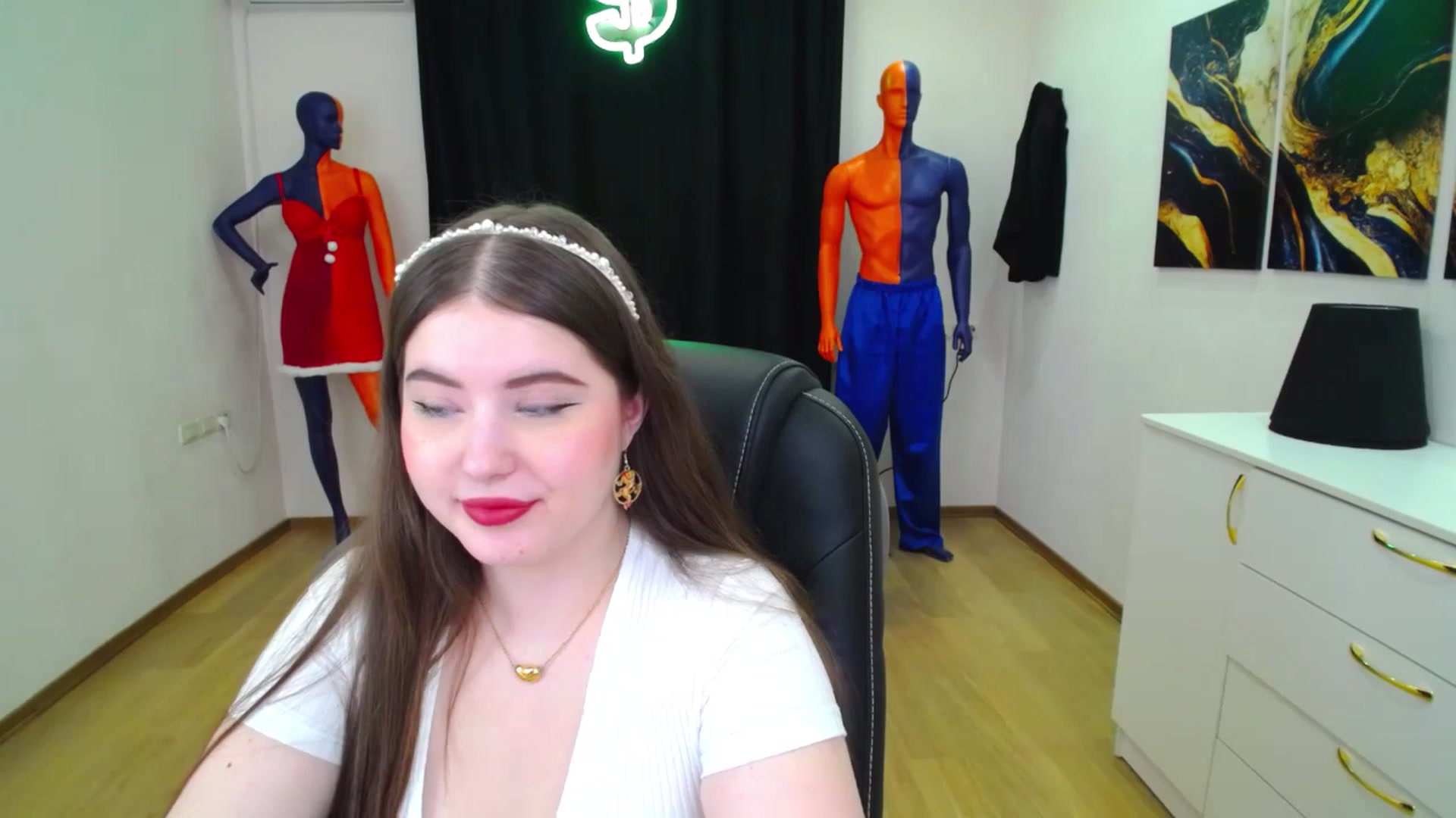 Gallery image thumbnail from AdmireMyEyes's myfreecams stream on, 02/08/2025, 19:48 image 15 of 20