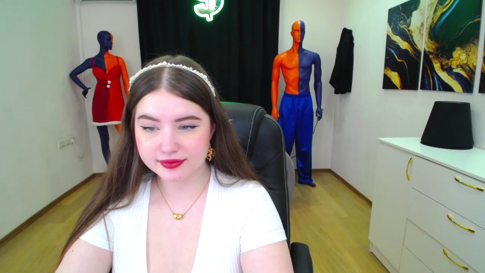Gallery image thumbnail from AdmireMyEyes's myfreecams stream on, 02/08/2025, 19:48 image 9 of 20