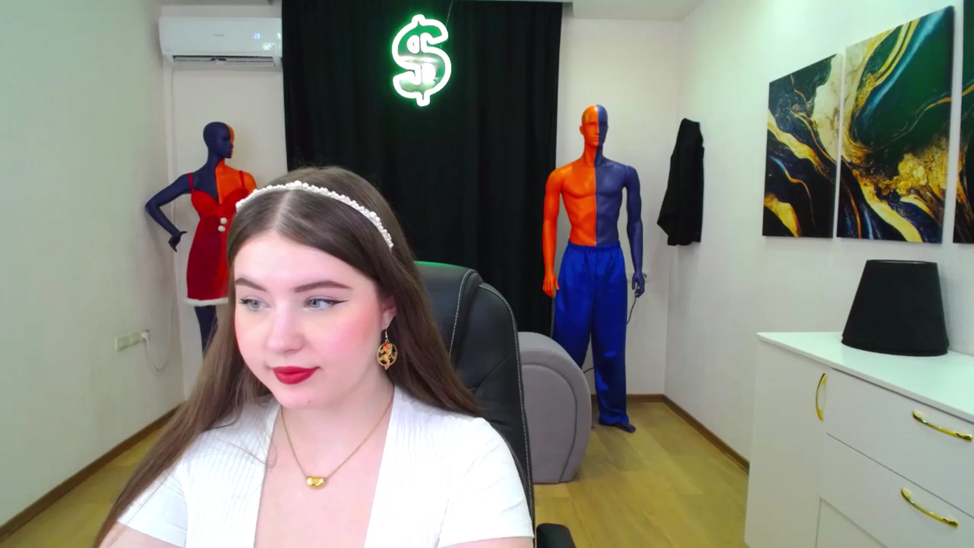 Gallery image thumbnail from AdmireMyEyes's myfreecams stream on, 02/08/2025, 21:24 image 11 of 20